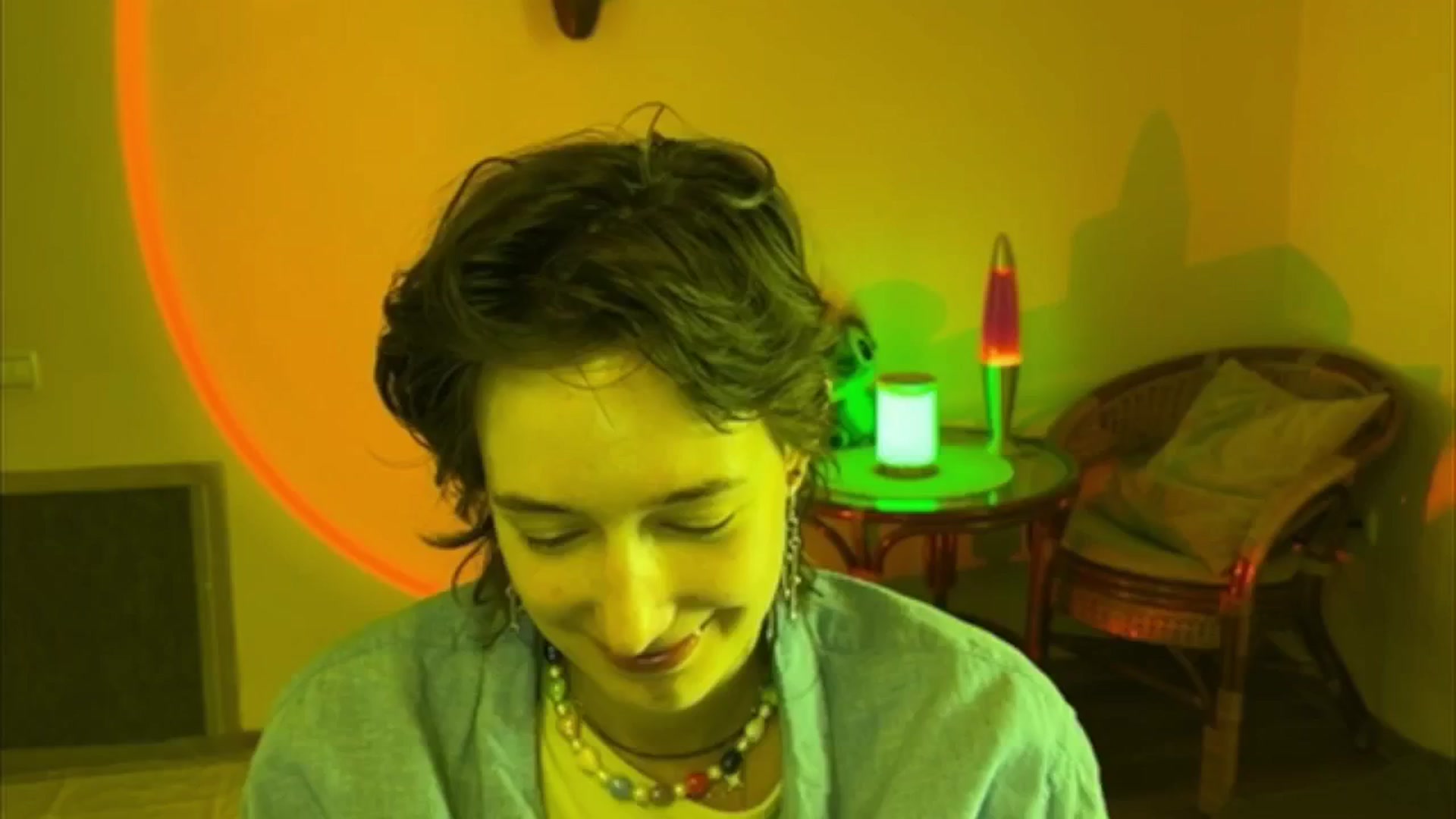 Gallery image thumbnail from LoooneyTunes's myfreecams stream on, 06/16/2025, 13:11 image 18 of 20