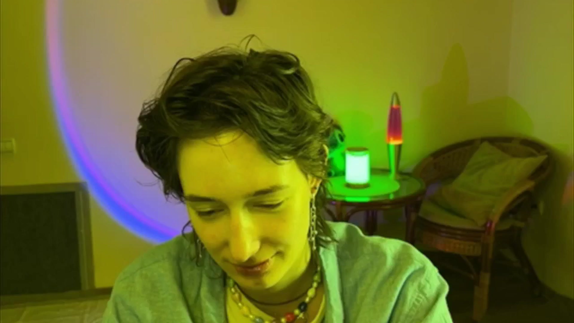 Gallery image thumbnail from LoooneyTunes's myfreecams stream on, 06/16/2025, 13:11 image 7 of 20