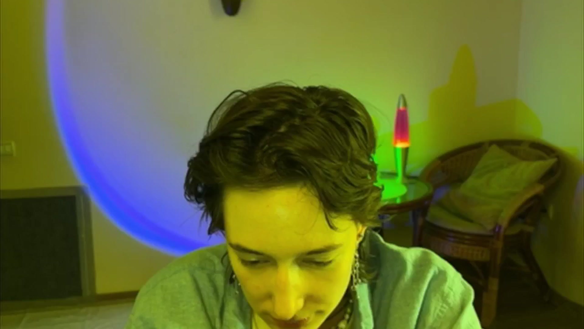 Gallery image thumbnail from LoooneyTunes's myfreecams stream on, 06/16/2025, 13:56 image 16 of 20