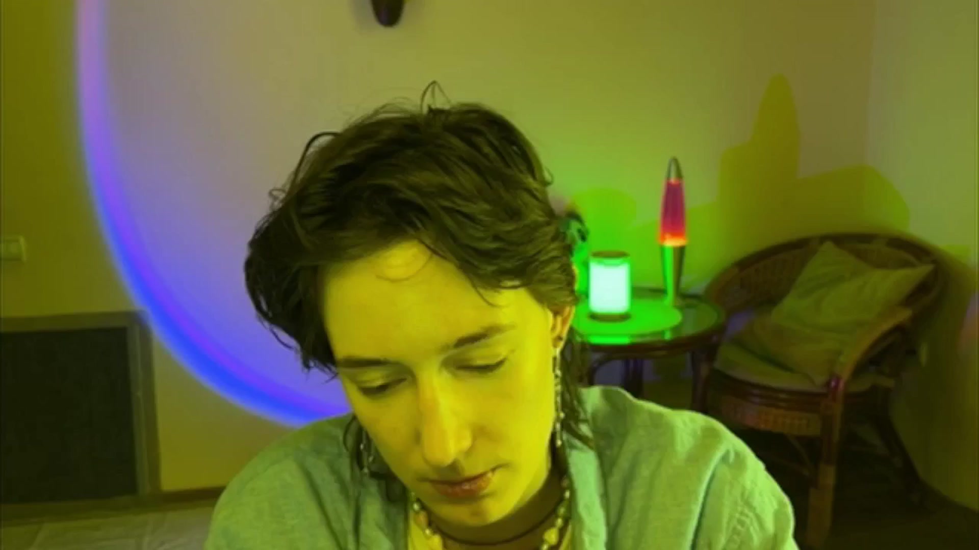 Gallery image thumbnail from LoooneyTunes's myfreecams stream on, 06/16/2025, 13:56 image 11 of 20