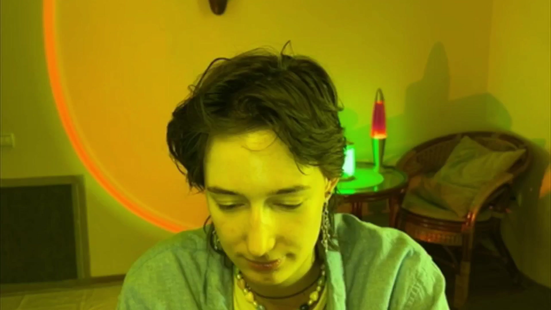 Gallery image thumbnail from LoooneyTunes's myfreecams stream on, 06/16/2025, 13:56 image 9 of 20