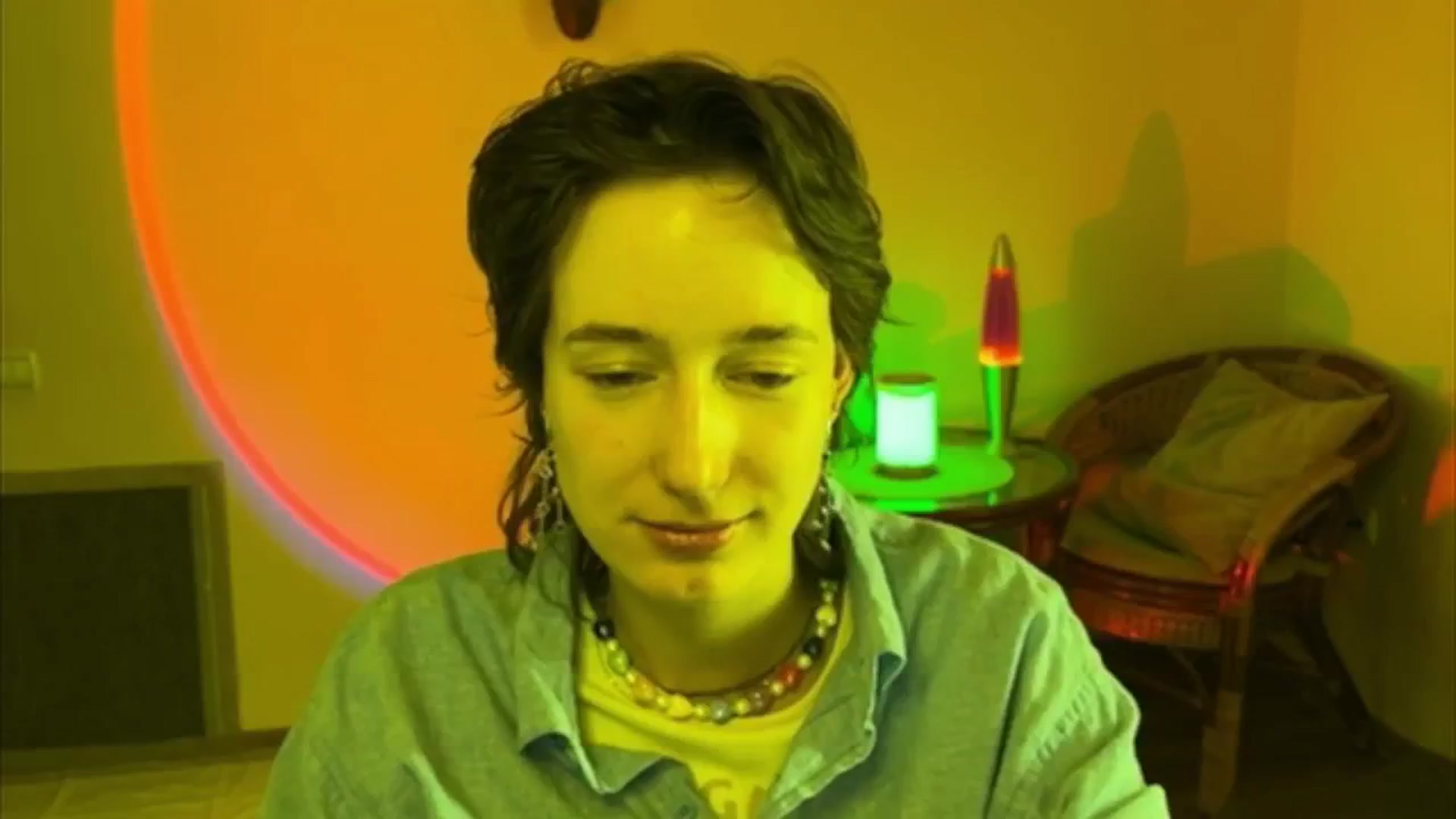 Gallery image thumbnail from LoooneyTunes's myfreecams stream on, 06/16/2025, 14:42 image 6 of 20