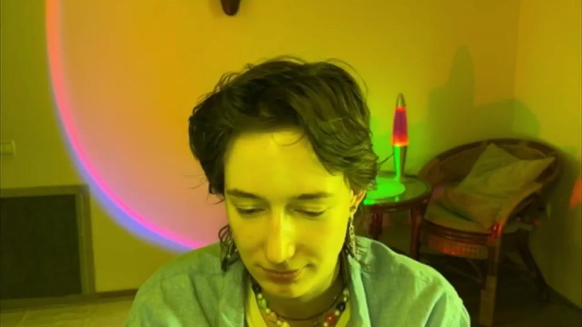 Gallery image thumbnail from LoooneyTunes's myfreecams stream on, 06/16/2025, 14:42 image 17 of 20