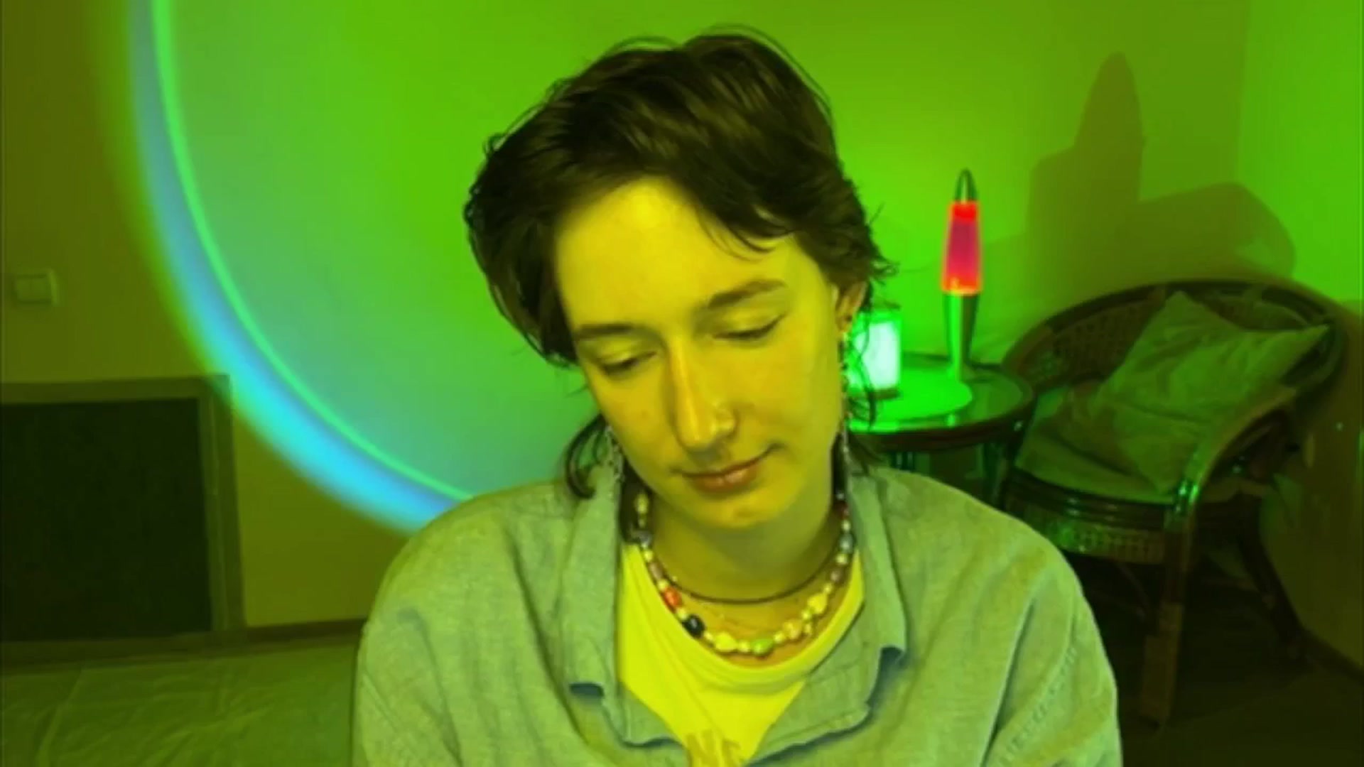 Gallery image thumbnail from LoooneyTunes's myfreecams stream on, 06/16/2025, 16:21 image 16 of 20