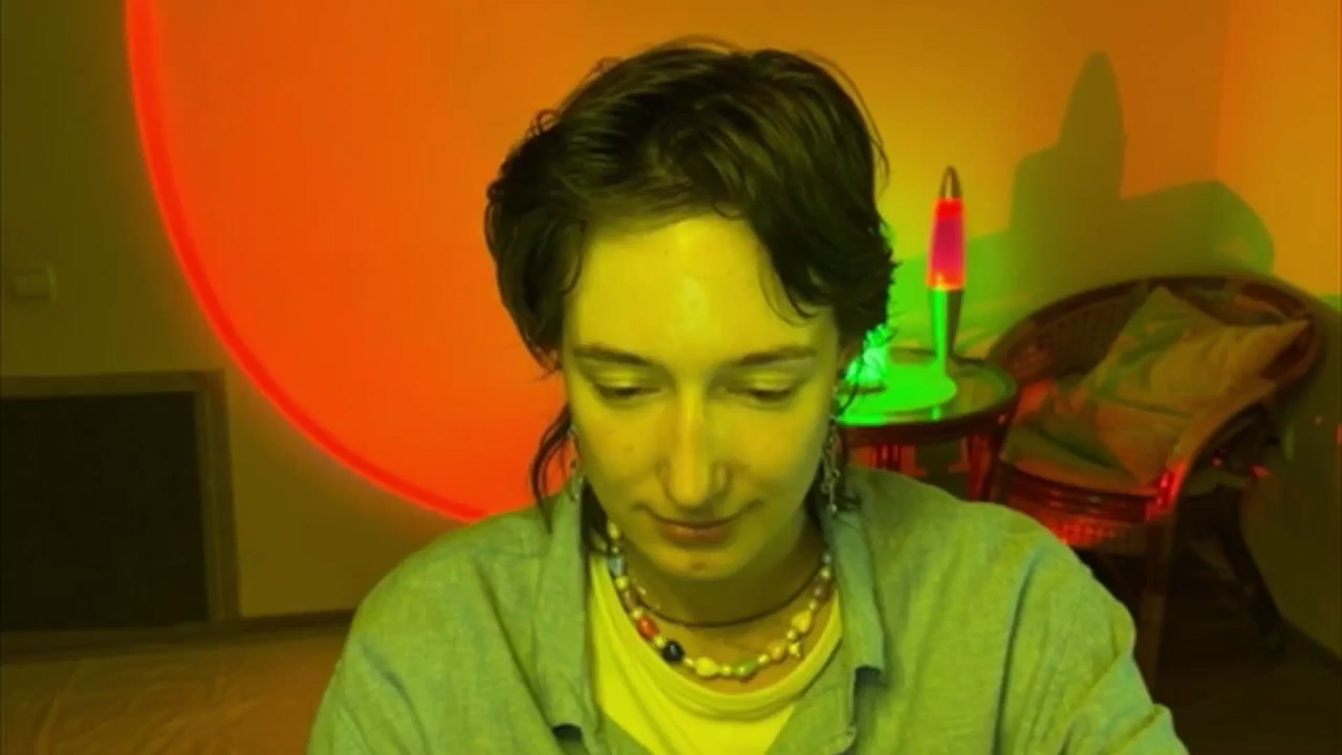 Gallery image thumbnail from LoooneyTunes's myfreecams stream on, 06/16/2025, 16:21 image 18 of 20