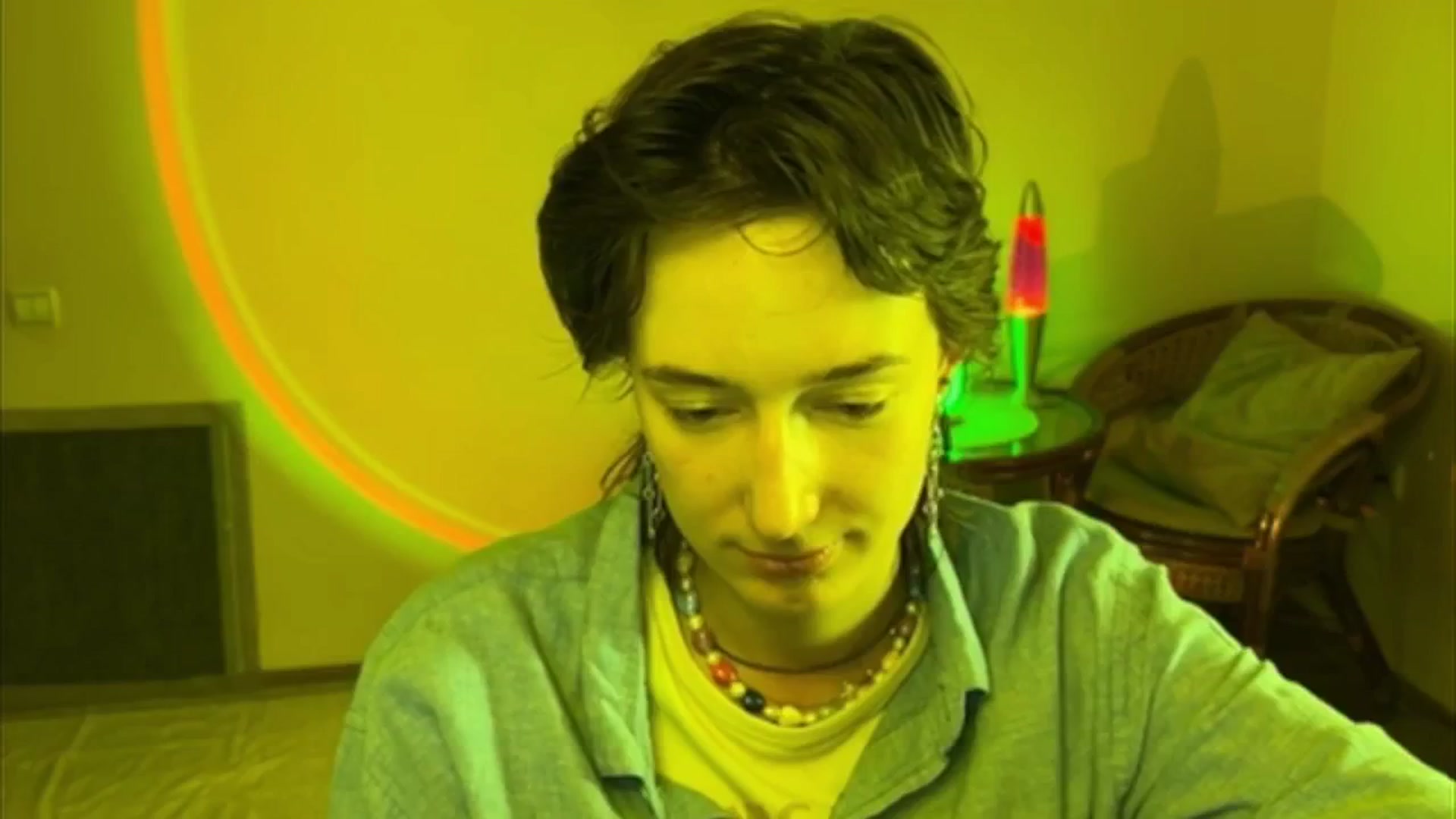 Gallery image thumbnail from LoooneyTunes's myfreecams stream on, 06/16/2025, 16:21 image 7 of 20