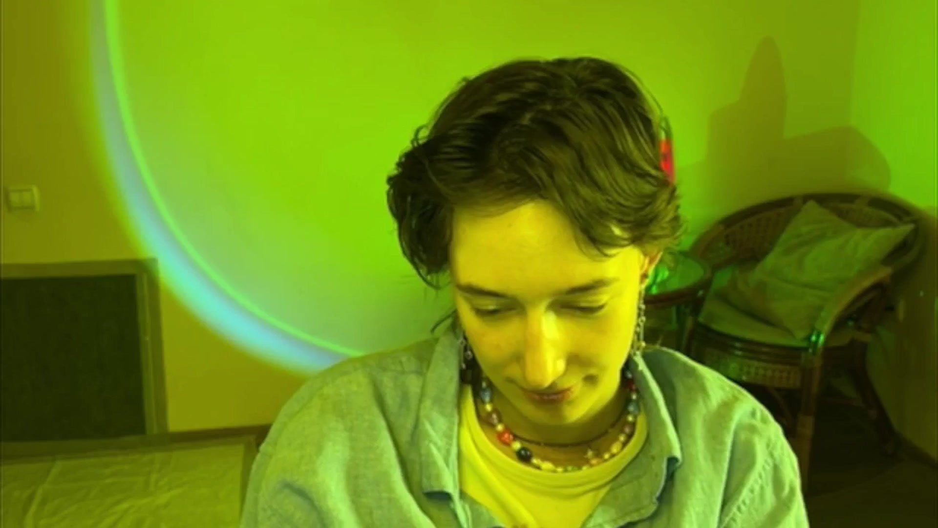 Gallery image thumbnail from LoooneyTunes's myfreecams stream on, 06/16/2025, 16:21 image 11 of 20