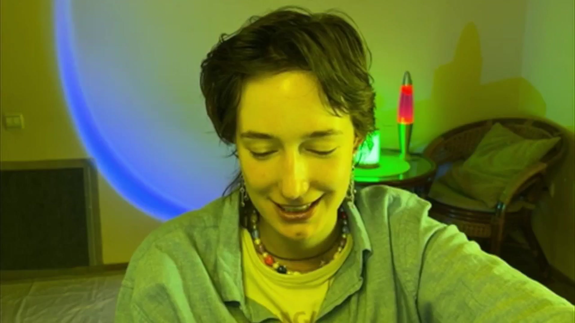 Gallery image thumbnail from LoooneyTunes's myfreecams stream on, 06/16/2025, 16:21 image 10 of 20