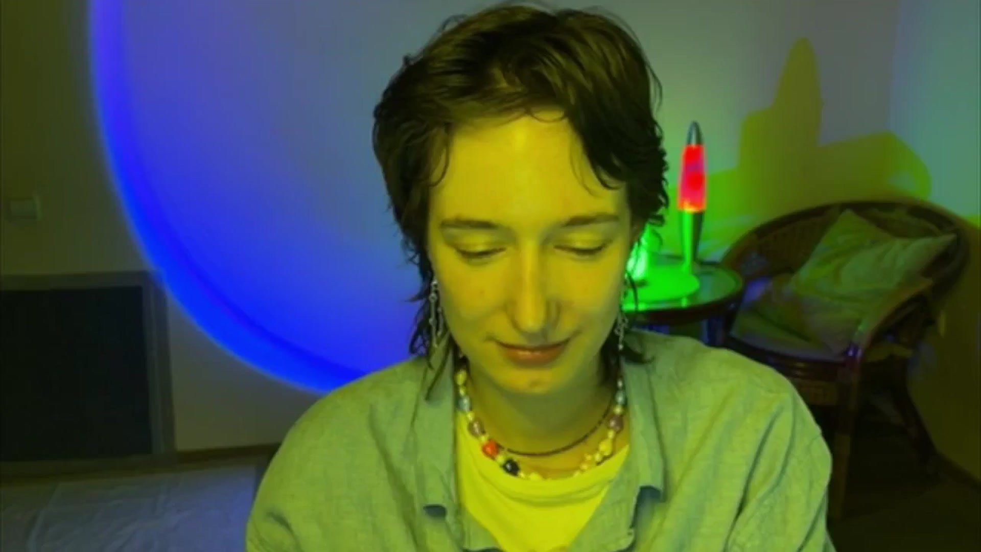 Gallery image thumbnail from LoooneyTunes's myfreecams stream on, 06/16/2025, 17:01 image 18 of 20