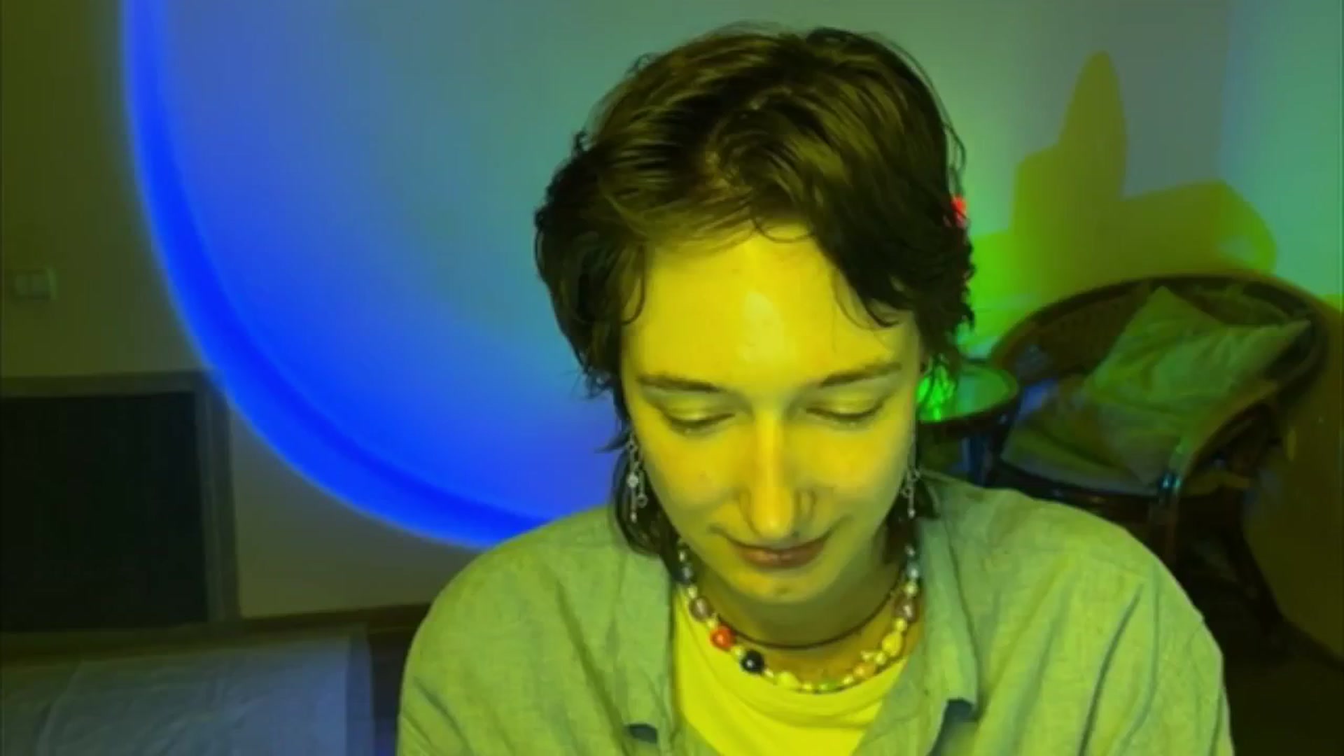 Gallery image thumbnail from LoooneyTunes's myfreecams stream on, 06/16/2025, 17:01 image 13 of 20