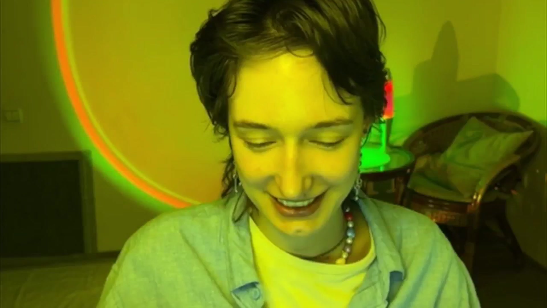 Gallery image thumbnail from LoooneyTunes's myfreecams stream on, 06/16/2025, 17:01 image 12 of 20