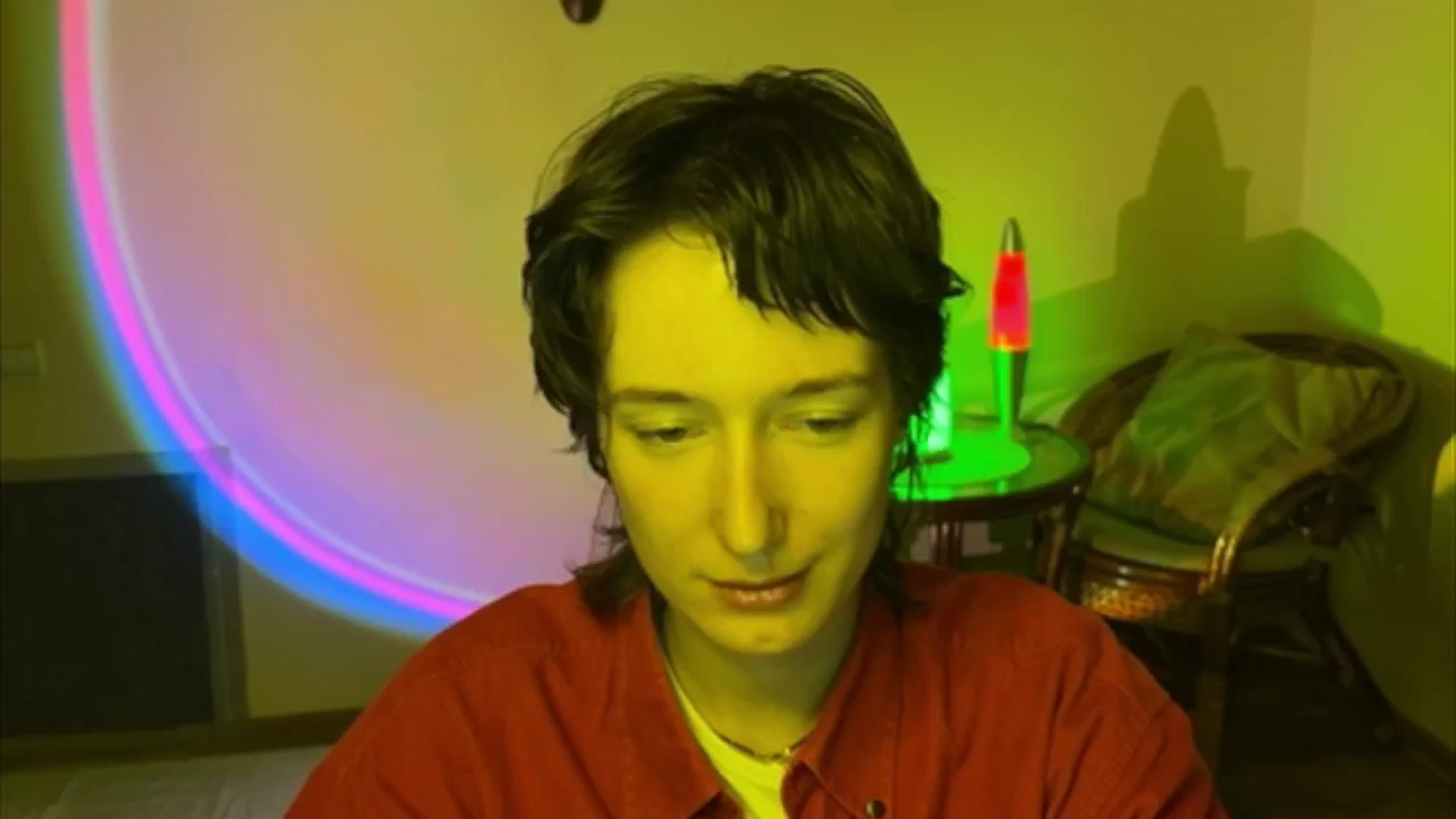 Gallery image thumbnail from LoooneyTunes's myfreecams stream on, 06/17/2025, 23:20 image 18 of 20