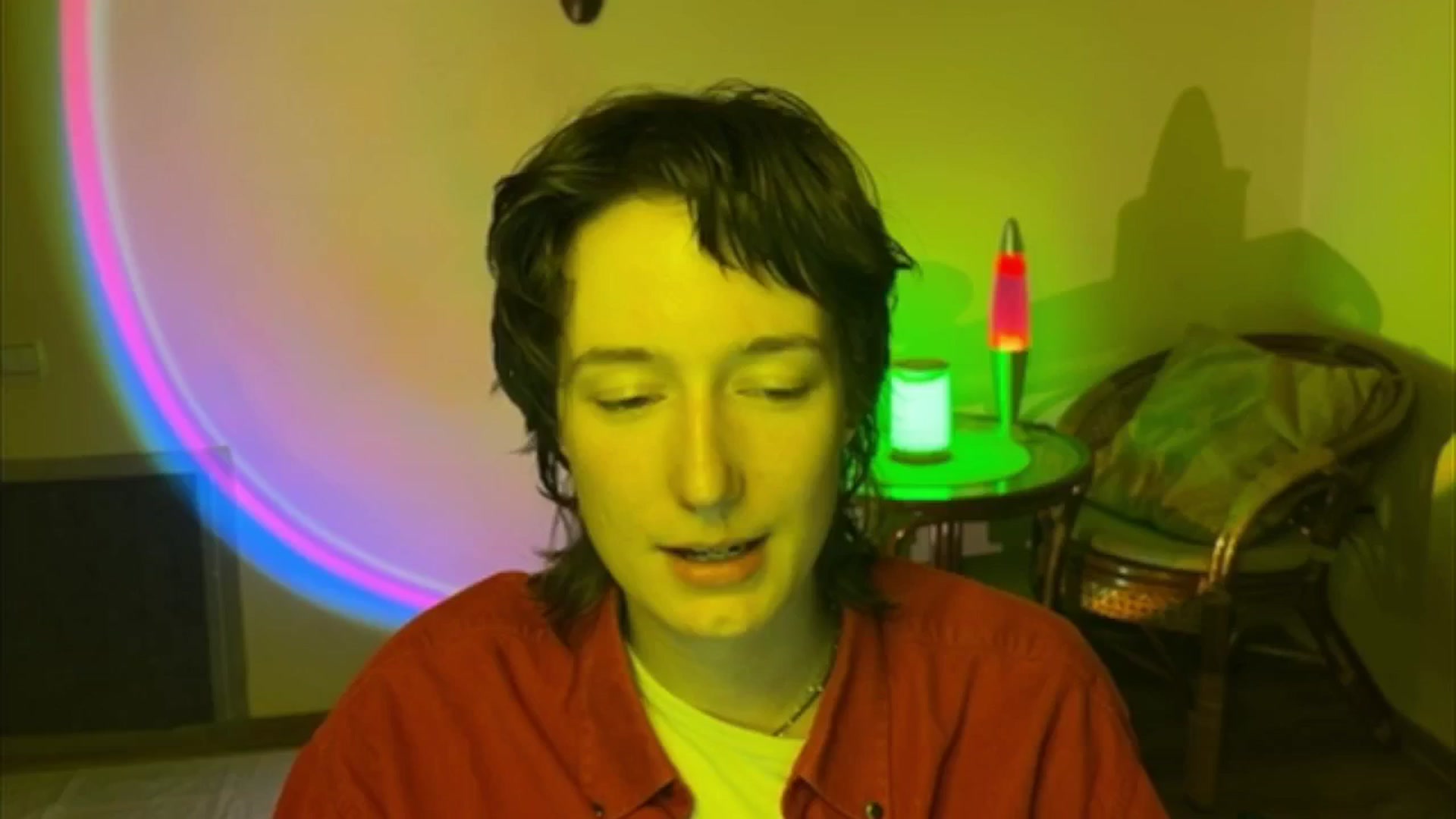 Gallery image thumbnail from LoooneyTunes's myfreecams stream on, 06/17/2025, 23:20 image 12 of 20