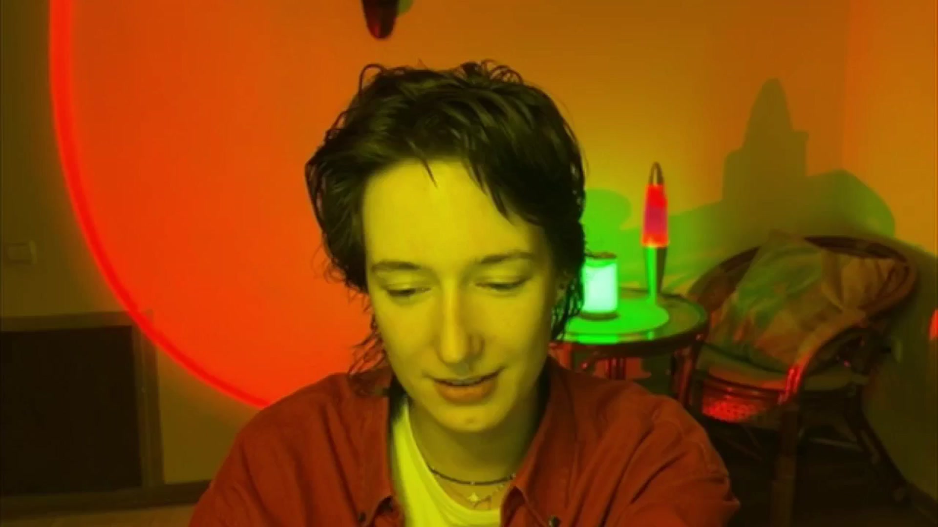 Gallery image thumbnail from LoooneyTunes's myfreecams stream on, 06/18/2025, 24:13 image 17 of 20