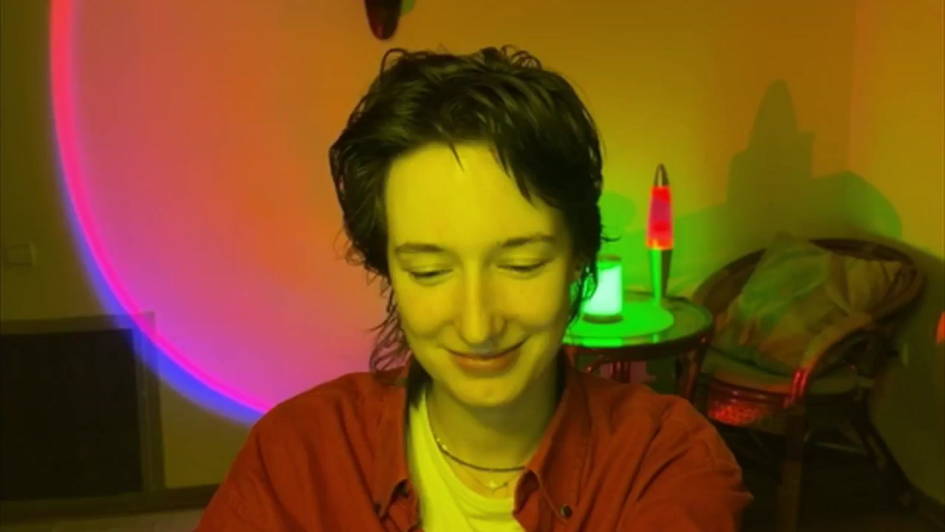 Gallery image thumbnail from LoooneyTunes's myfreecams stream on, 06/18/2025, 24:13 image 16 of 20