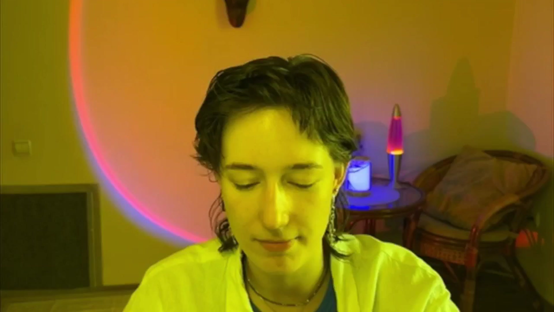 Gallery image thumbnail from LoooneyTunes's myfreecams stream on, 06/18/2025, 15:16 image 3 of 20