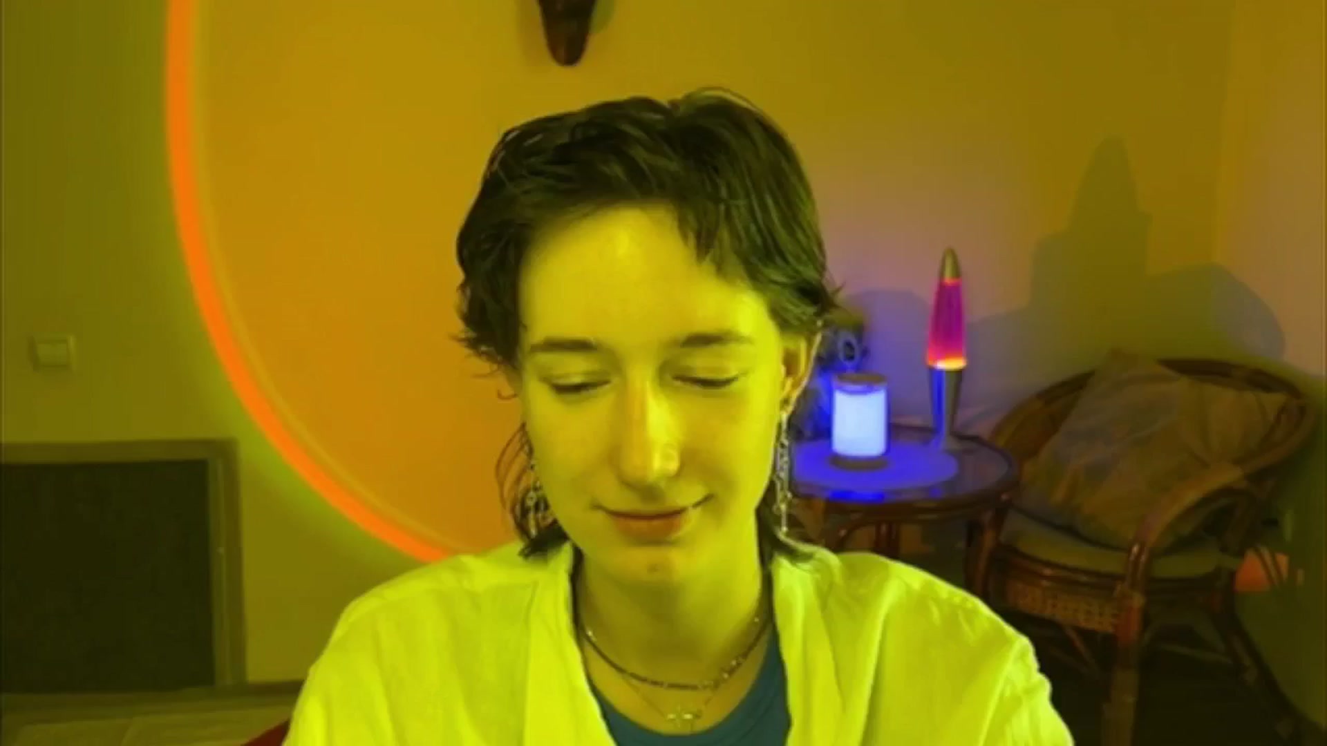 Gallery image thumbnail from LoooneyTunes's myfreecams stream on, 06/18/2025, 15:16 image 4 of 20