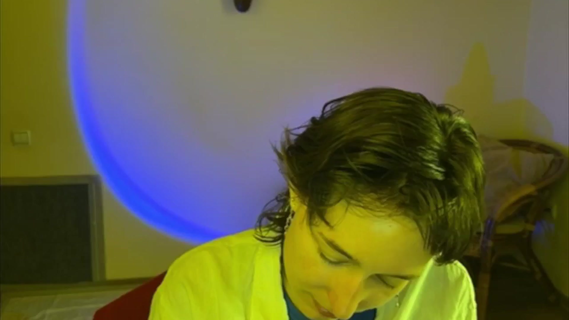 Gallery image thumbnail from LoooneyTunes's myfreecams stream on, 06/18/2025, 15:16 image 18 of 20