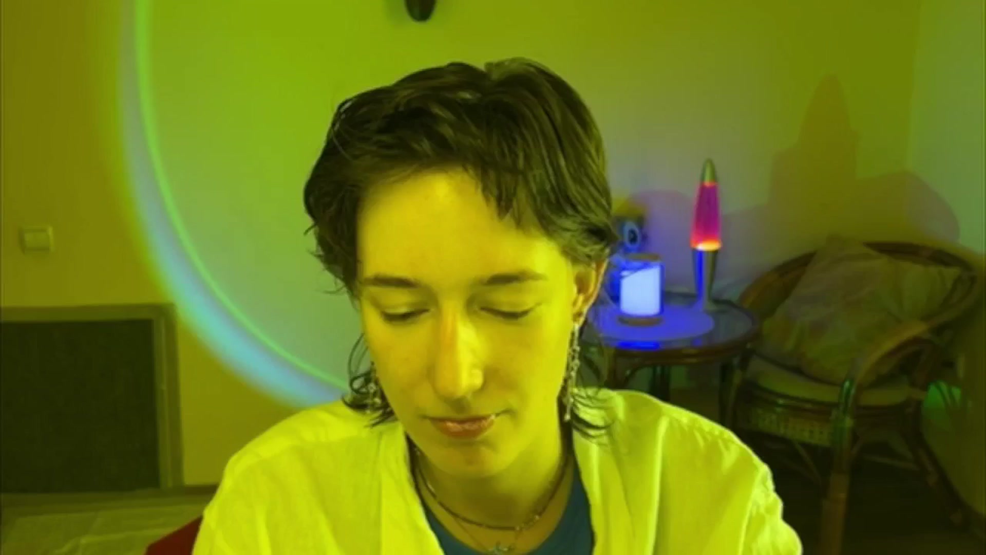 Gallery image thumbnail from LoooneyTunes's myfreecams stream on, 06/18/2025, 15:16 image 9 of 20