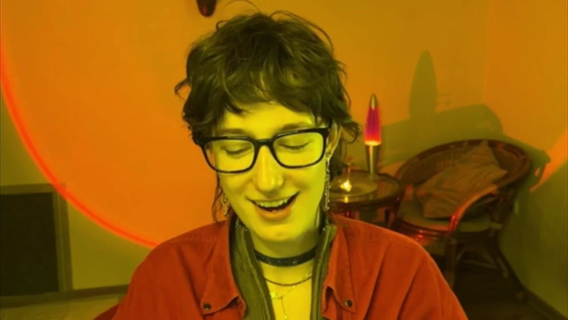 Gallery image thumbnail from LoooneyTunes's myfreecams stream on, 06/20/2025, 16:09 image 15 of 20