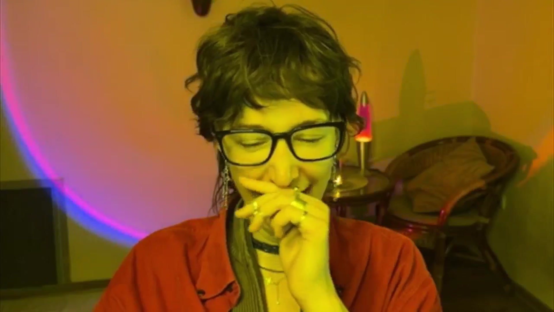Gallery image thumbnail from LoooneyTunes's myfreecams stream on, 06/20/2025, 16:09 image 20 of 20