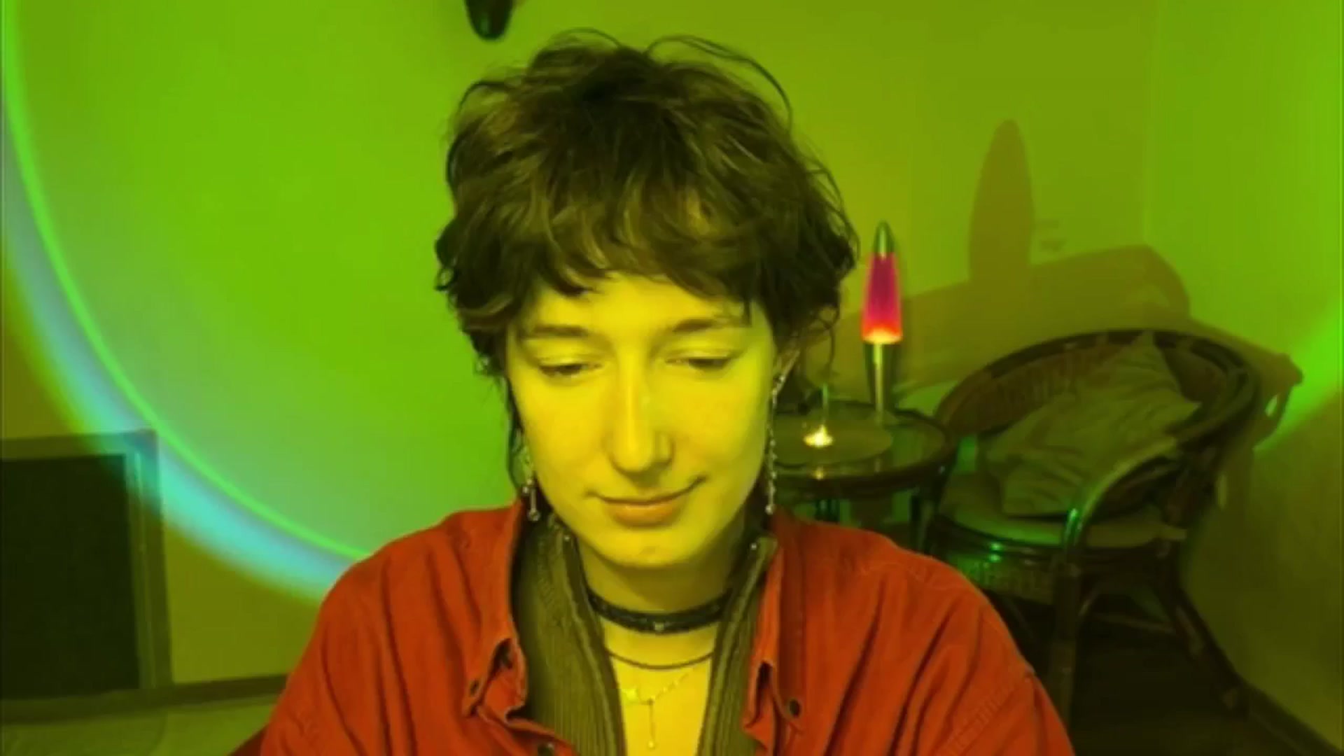 Gallery image thumbnail from LoooneyTunes's myfreecams stream on, 06/20/2025, 16:37 image 12 of 20