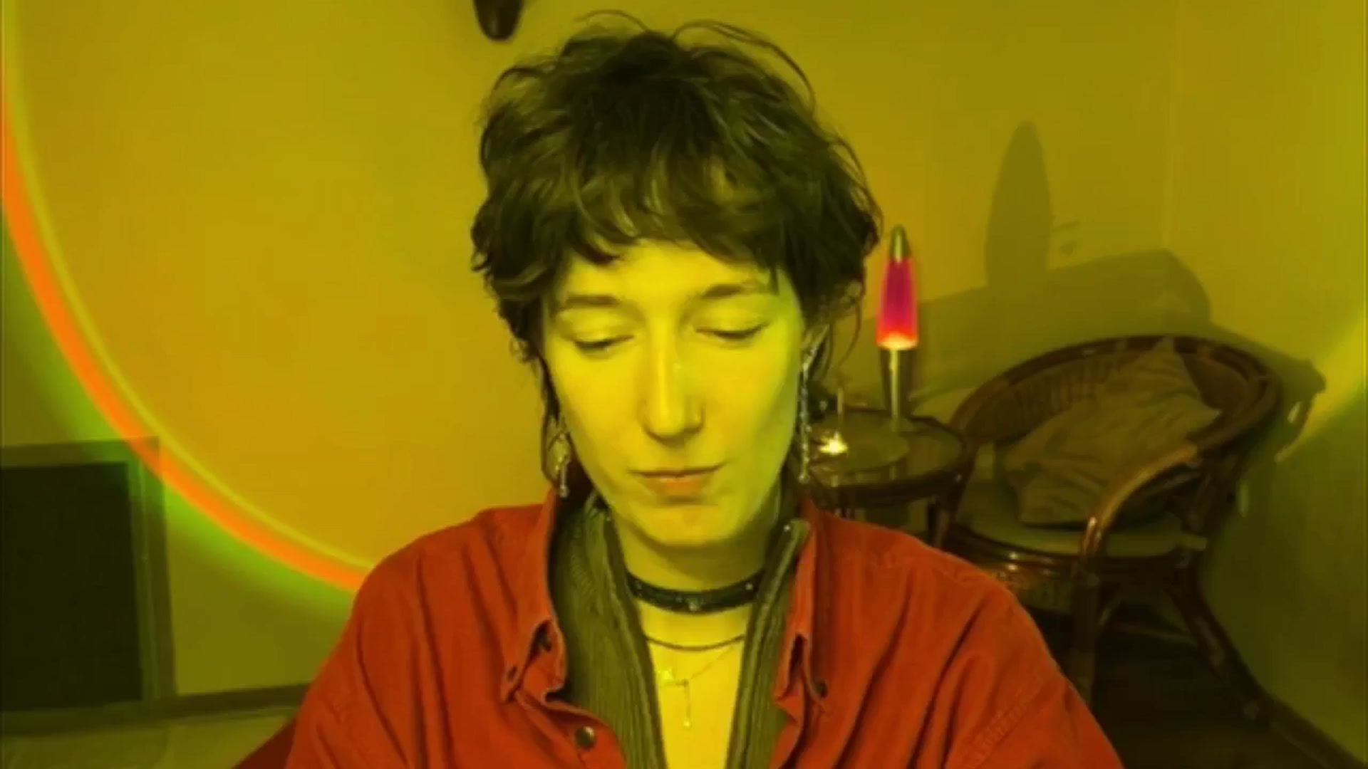 Gallery image thumbnail from LoooneyTunes's myfreecams stream on, 06/20/2025, 16:37 image 14 of 20