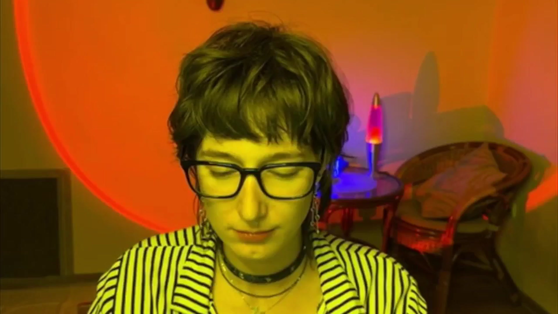 Gallery image thumbnail from LoooneyTunes's myfreecams stream on, 06/21/2025, 18:04 image 11 of 20