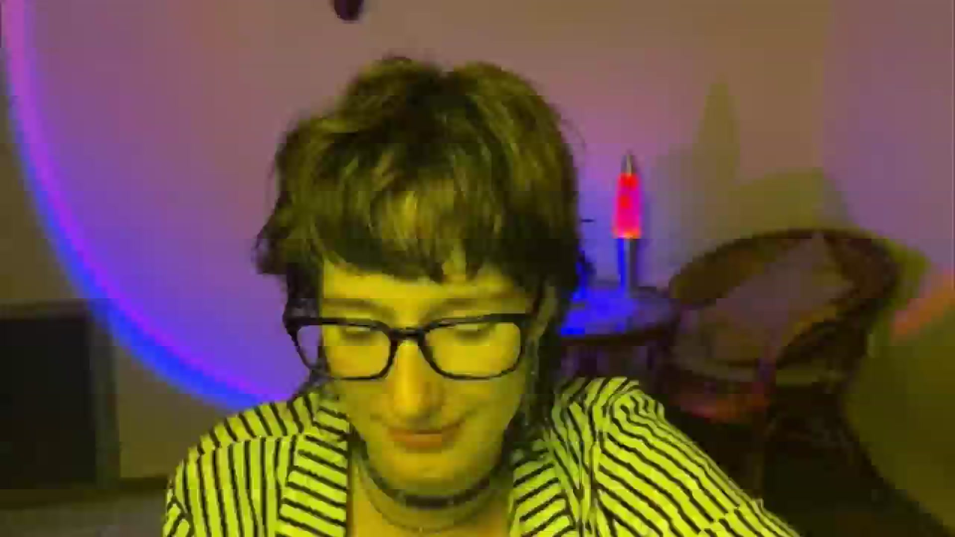 Gallery image thumbnail from LoooneyTunes's myfreecams stream on, 06/21/2025, 21:45 image 10 of 20