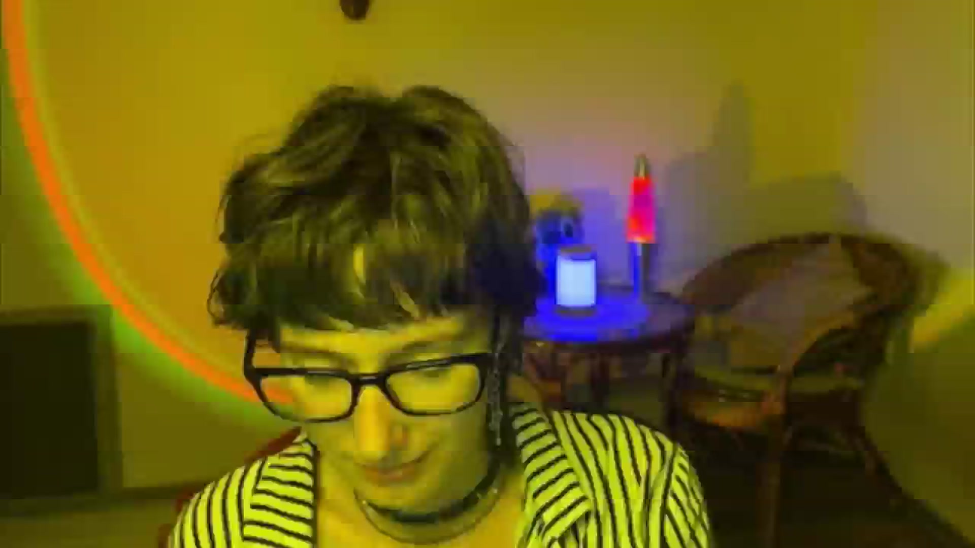 Gallery image thumbnail from LoooneyTunes's myfreecams stream on, 06/21/2025, 21:45 image 19 of 20