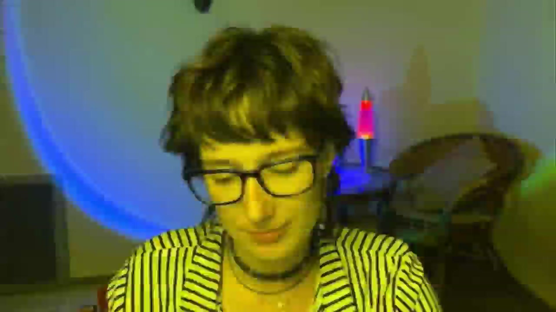 Gallery image thumbnail from LoooneyTunes's myfreecams stream on, 06/21/2025, 21:45 image 8 of 20