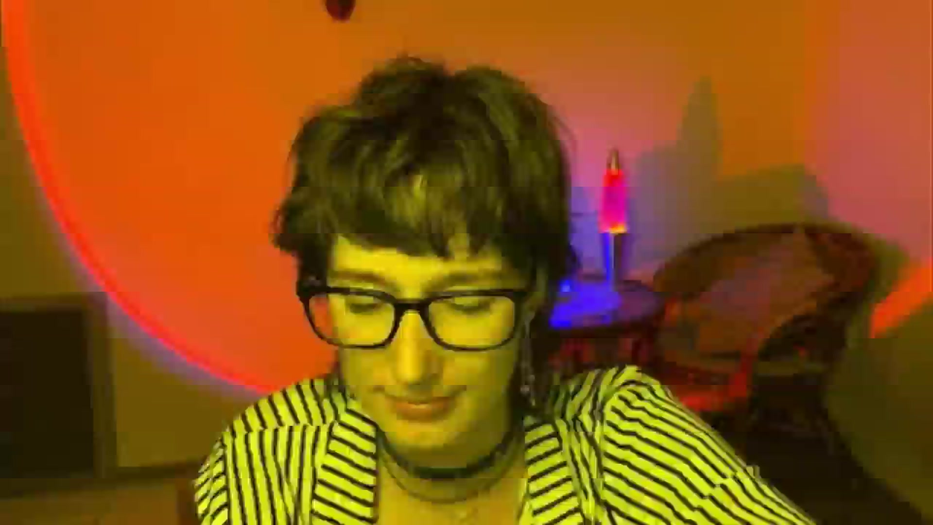 Gallery image thumbnail from LoooneyTunes's myfreecams stream on, 06/21/2025, 21:45 image 12 of 20