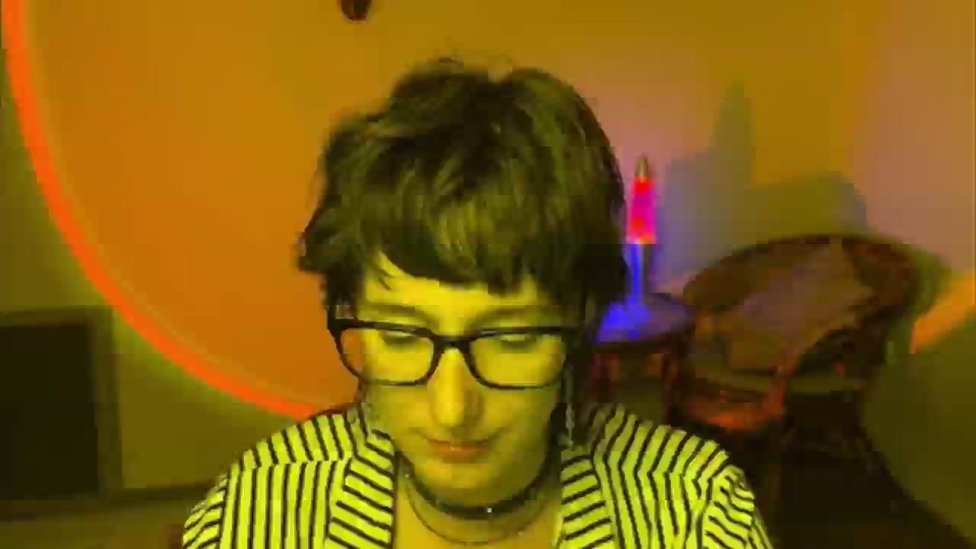 Gallery image thumbnail from LoooneyTunes's myfreecams stream on, 06/21/2025, 21:45 image 4 of 20