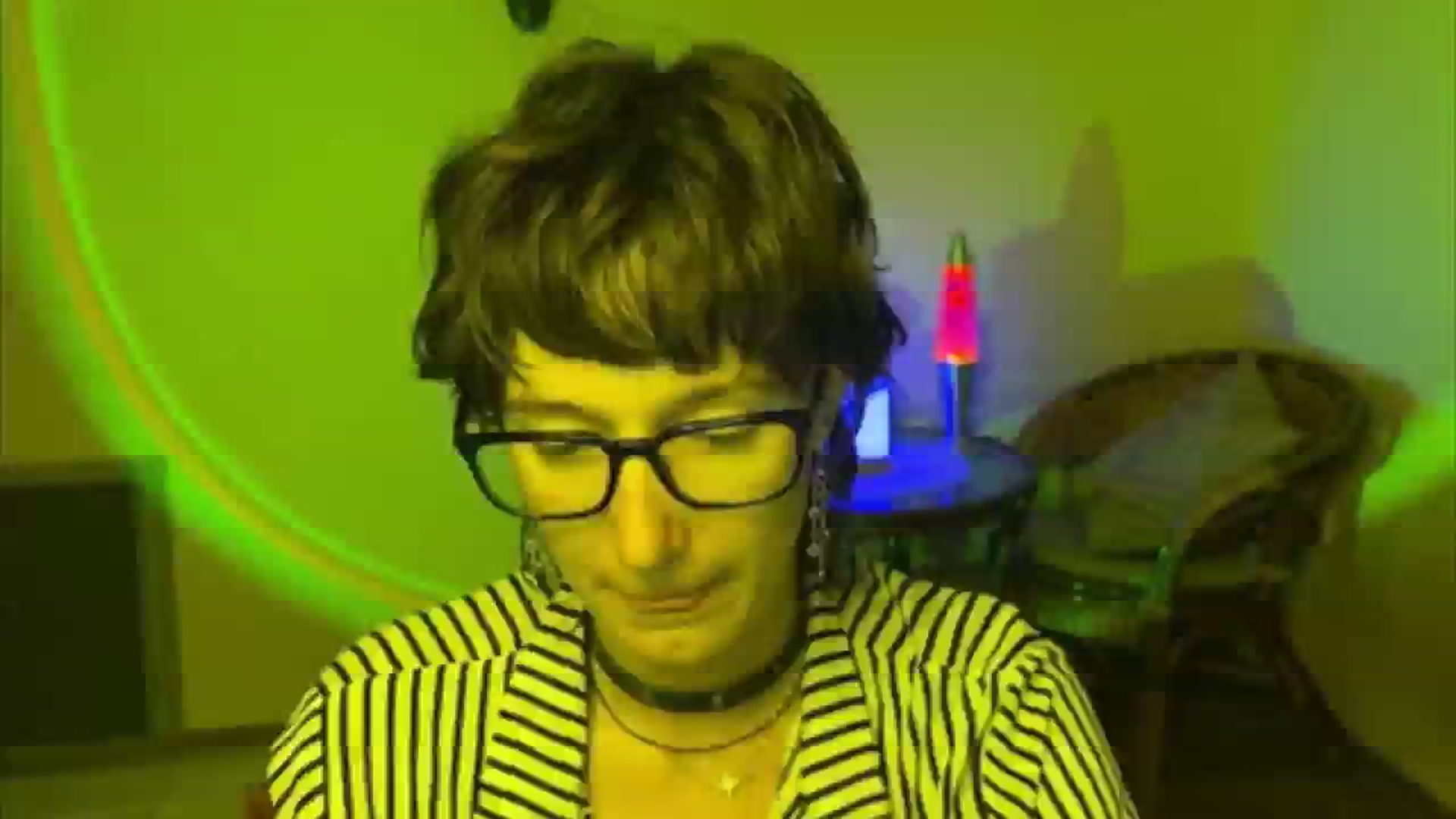 Gallery image thumbnail from LoooneyTunes's myfreecams stream on, 06/21/2025, 21:45 image 1 of 20