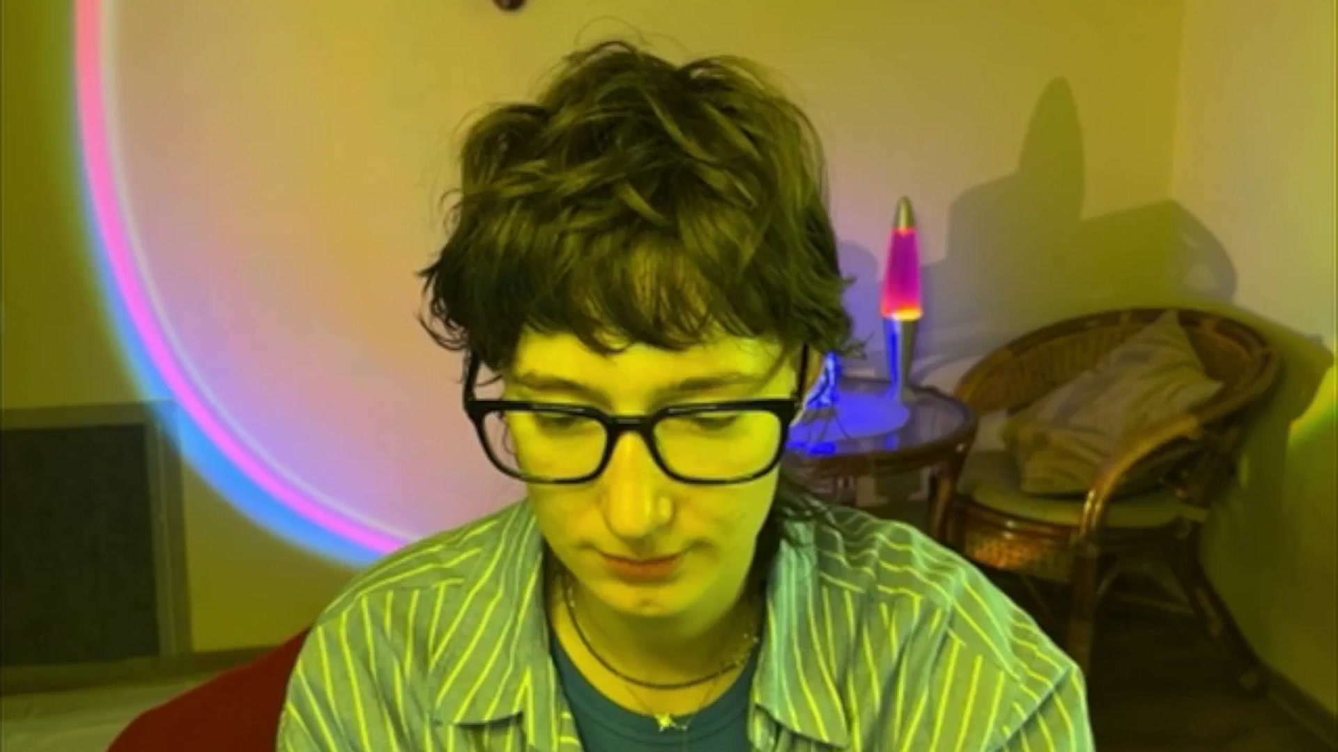 Gallery image thumbnail from LoooneyTunes's myfreecams stream on, 06/22/2025, 10:48 image 15 of 20