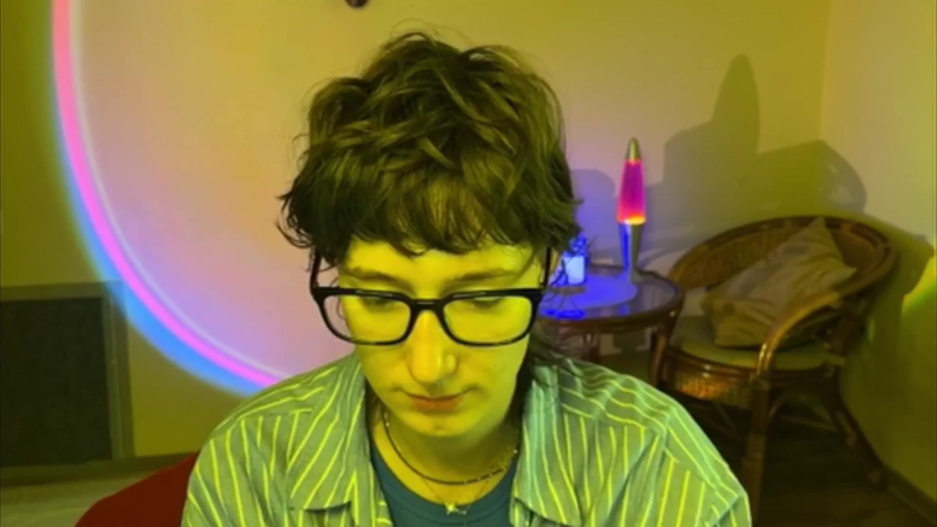 Gallery image thumbnail from LoooneyTunes's myfreecams stream on, 06/22/2025, 10:48 image 16 of 20