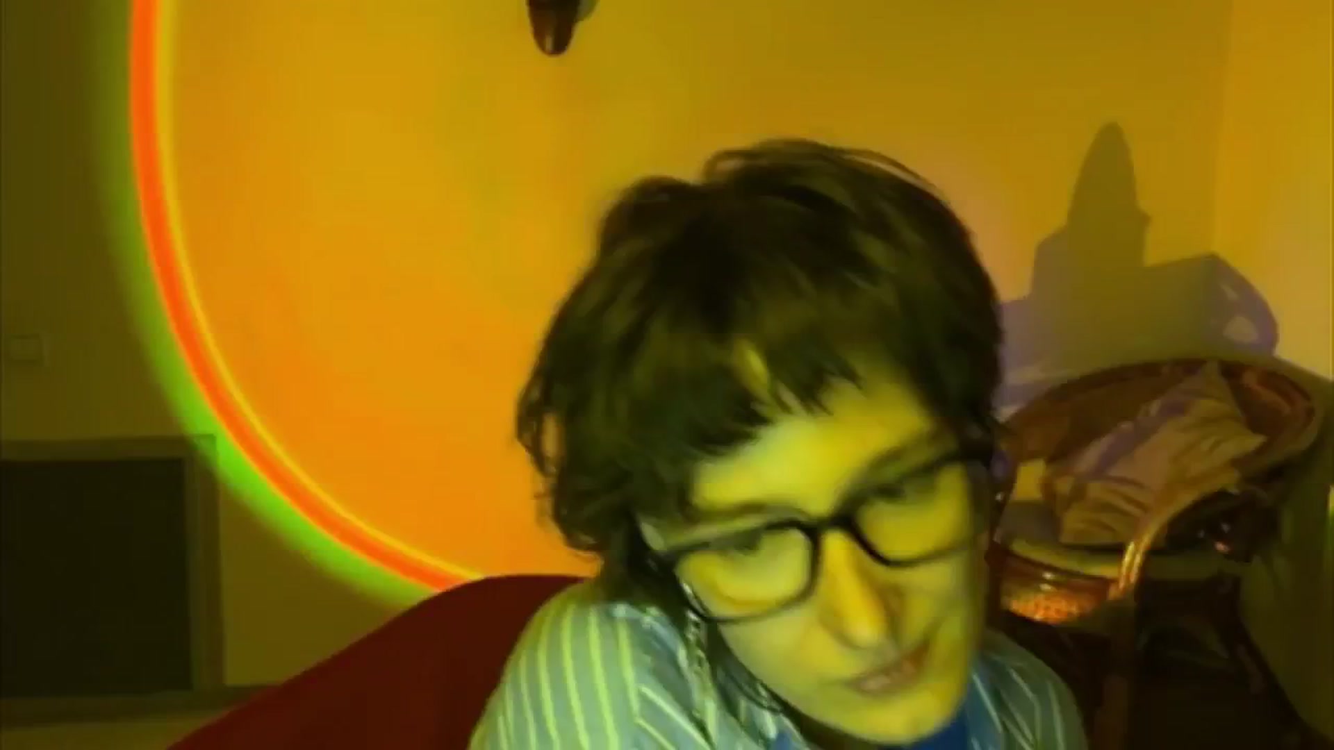 Gallery image thumbnail from LoooneyTunes's myfreecams stream on, 06/22/2025, 21:24 image 8 of 20