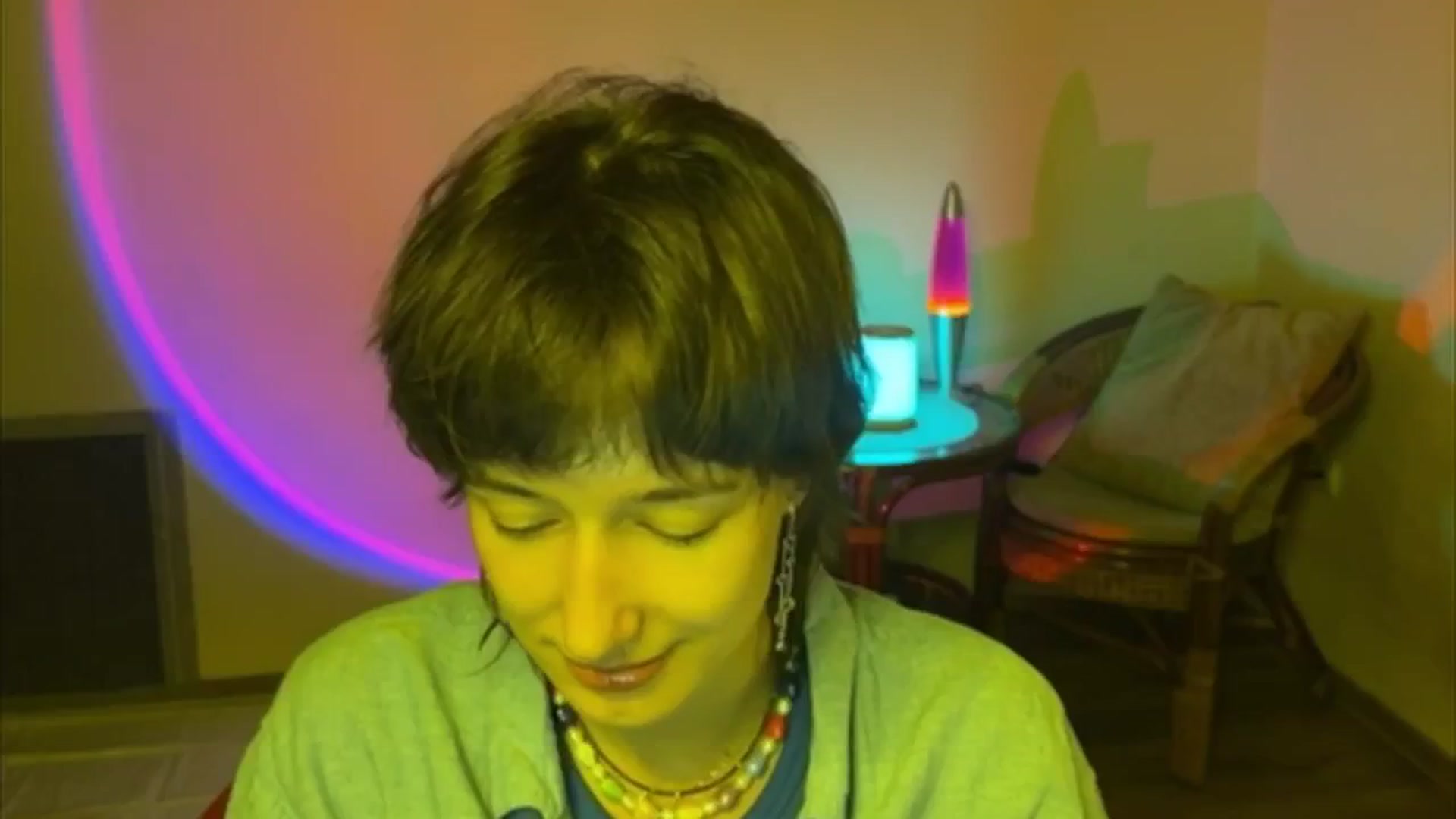 Gallery image thumbnail from LoooneyTunes's myfreecams stream on, 06/24/2025, 15:38 image 10 of 20