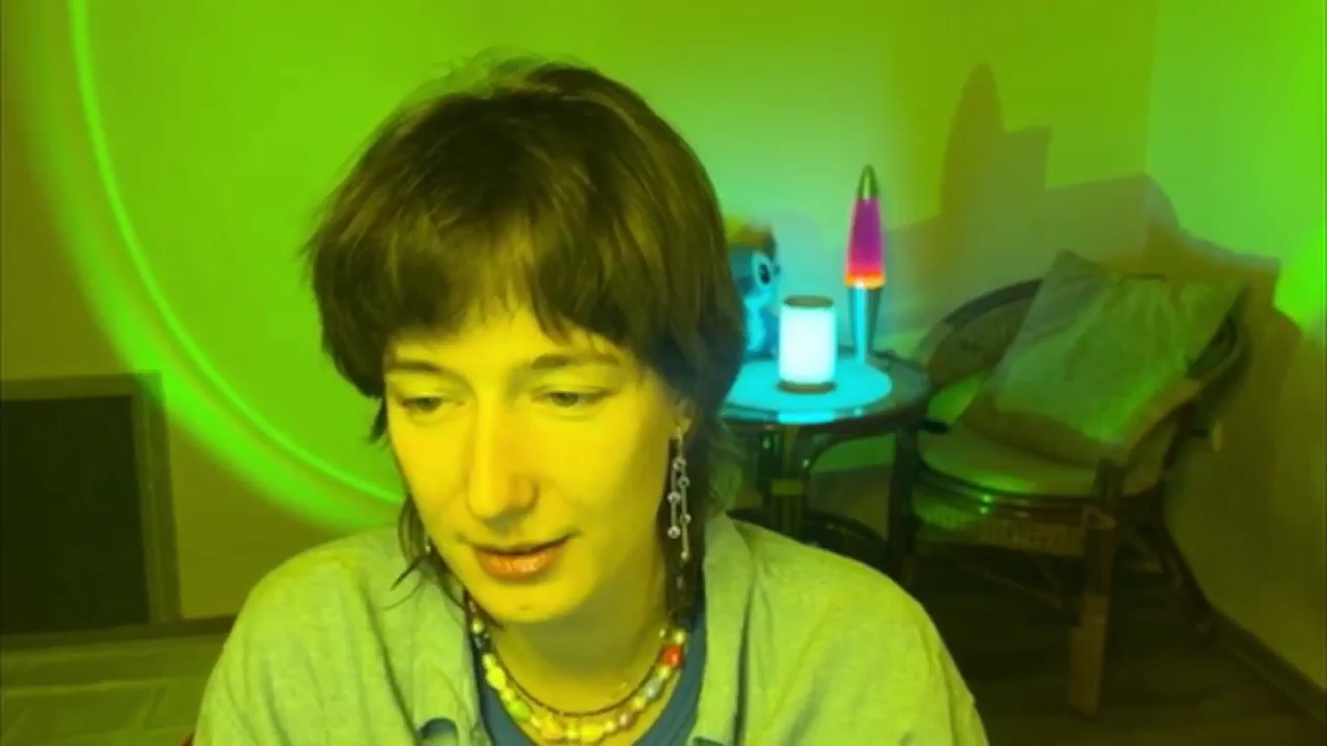 Gallery image thumbnail from LoooneyTunes's myfreecams stream on, 06/24/2025, 15:38 image 9 of 20