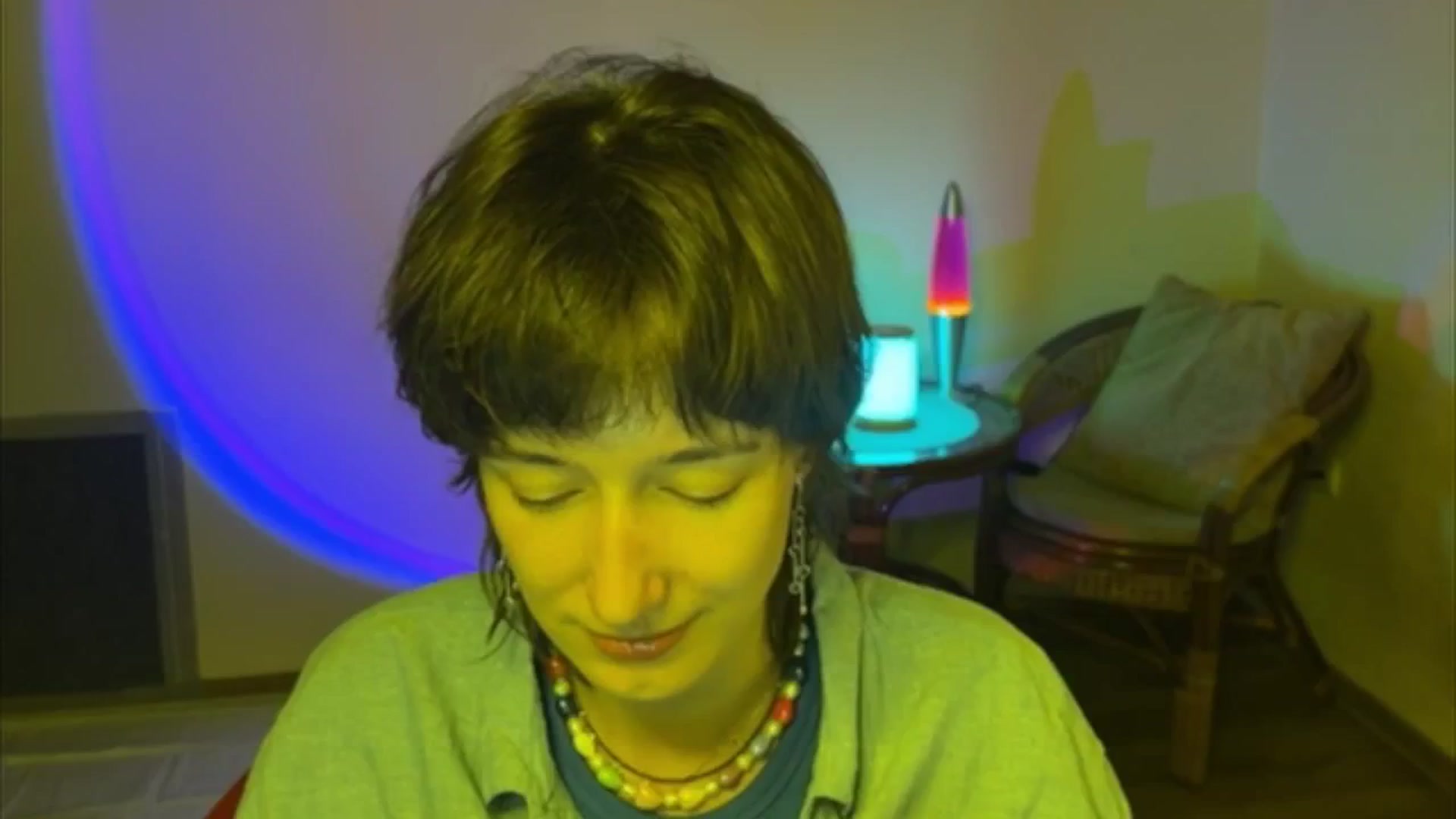 Gallery image thumbnail from LoooneyTunes's myfreecams stream on, 06/24/2025, 15:38 image 18 of 20