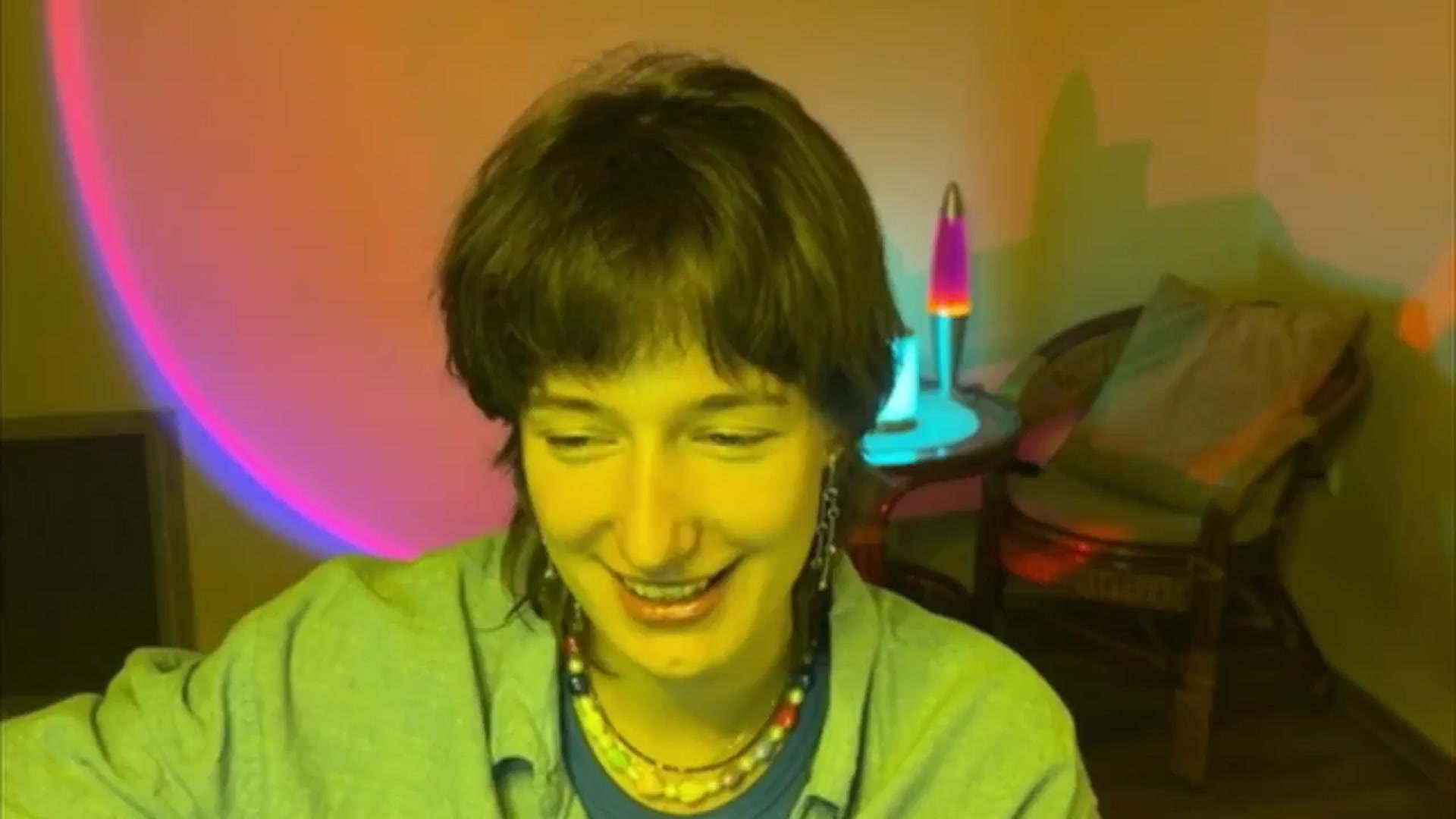 Gallery image thumbnail from LoooneyTunes's myfreecams stream on, 06/24/2025, 15:38 image 6 of 20