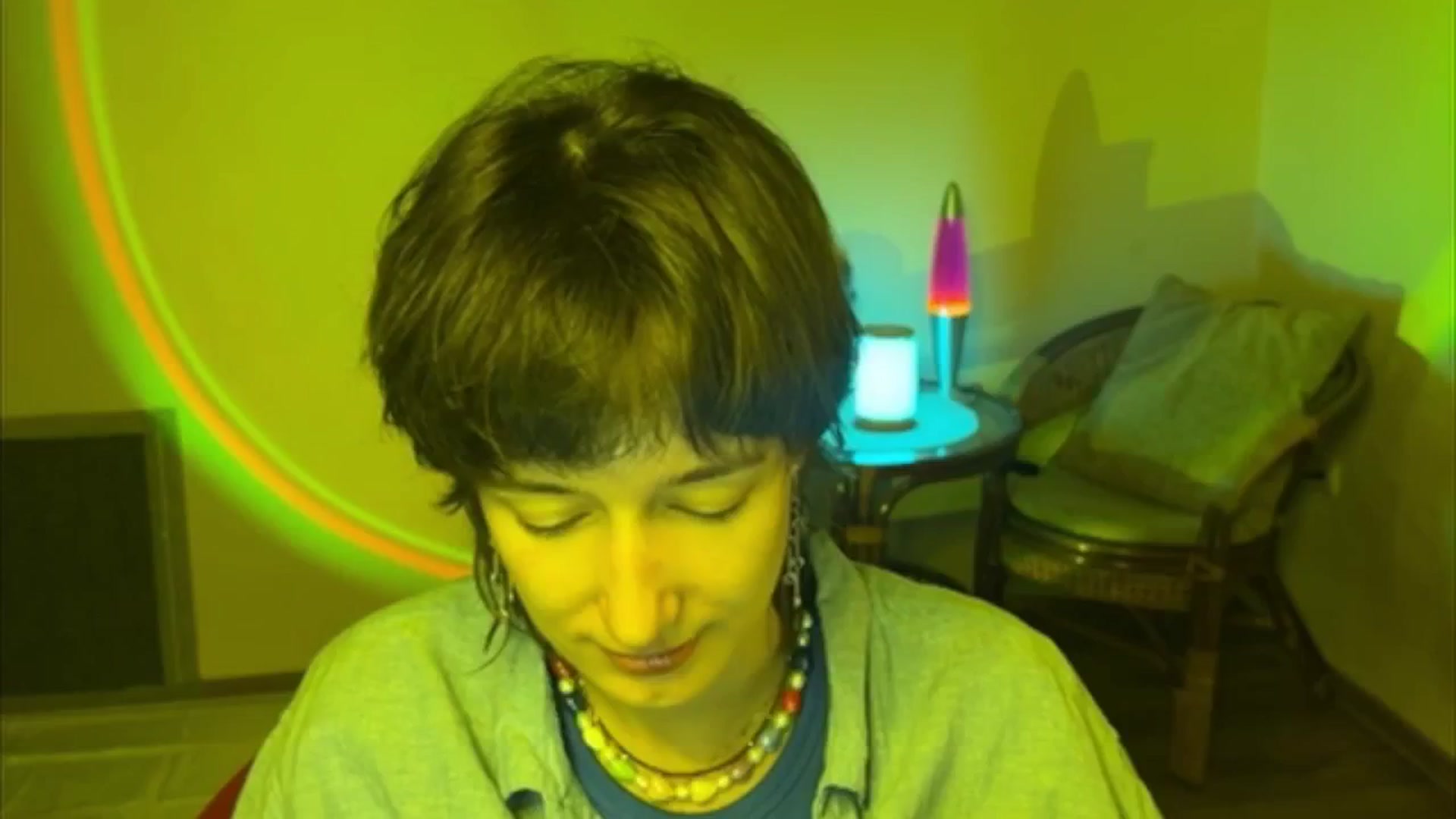 Gallery image thumbnail from LoooneyTunes's myfreecams stream on, 06/24/2025, 15:38 image 15 of 20