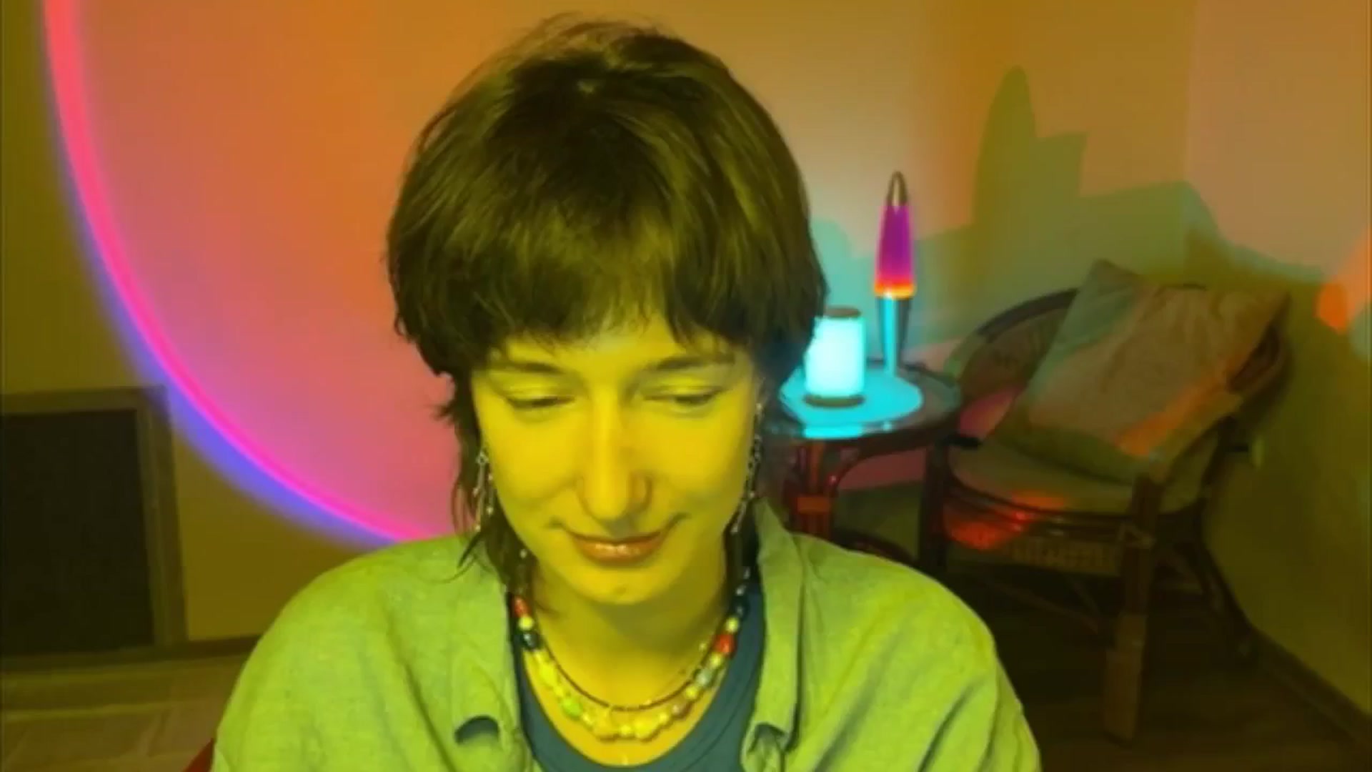 Gallery image thumbnail from LoooneyTunes's myfreecams stream on, 06/24/2025, 15:38 image 4 of 20
