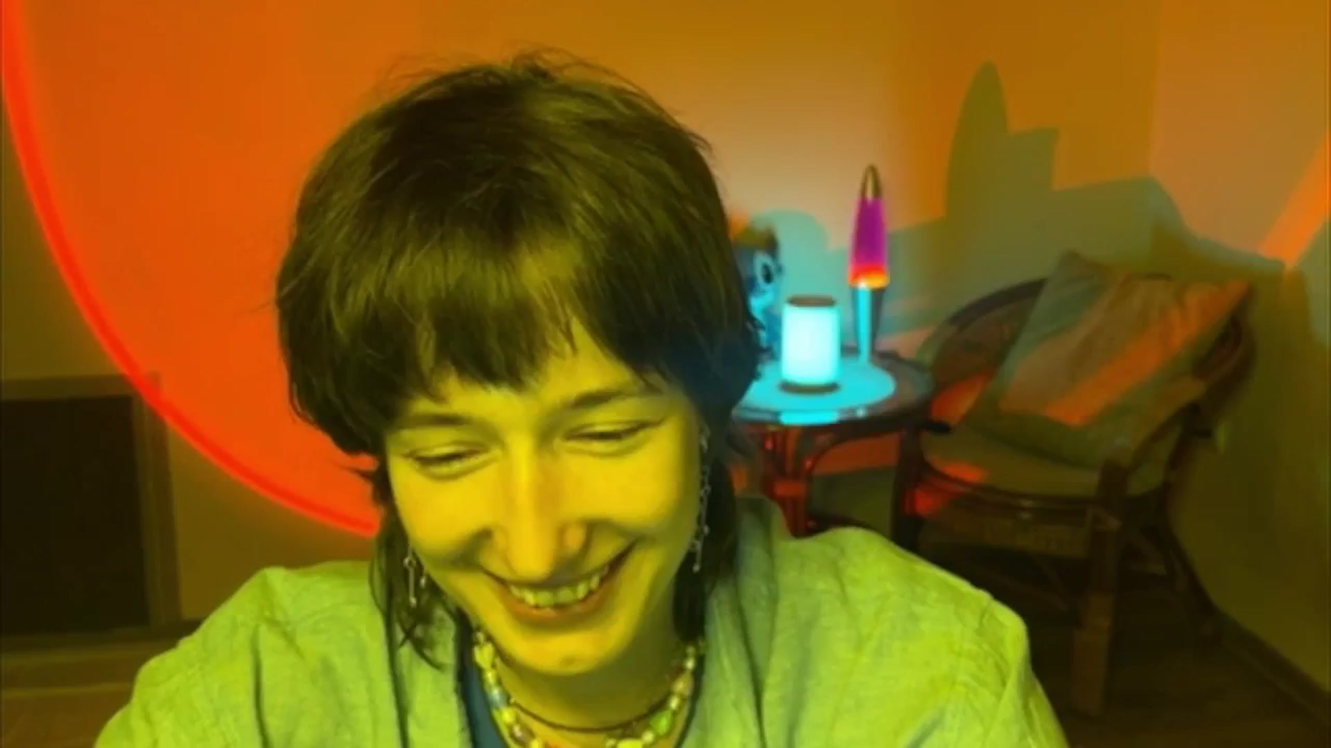 Gallery image thumbnail from LoooneyTunes's myfreecams stream on, 06/24/2025, 16:20 image 12 of 20