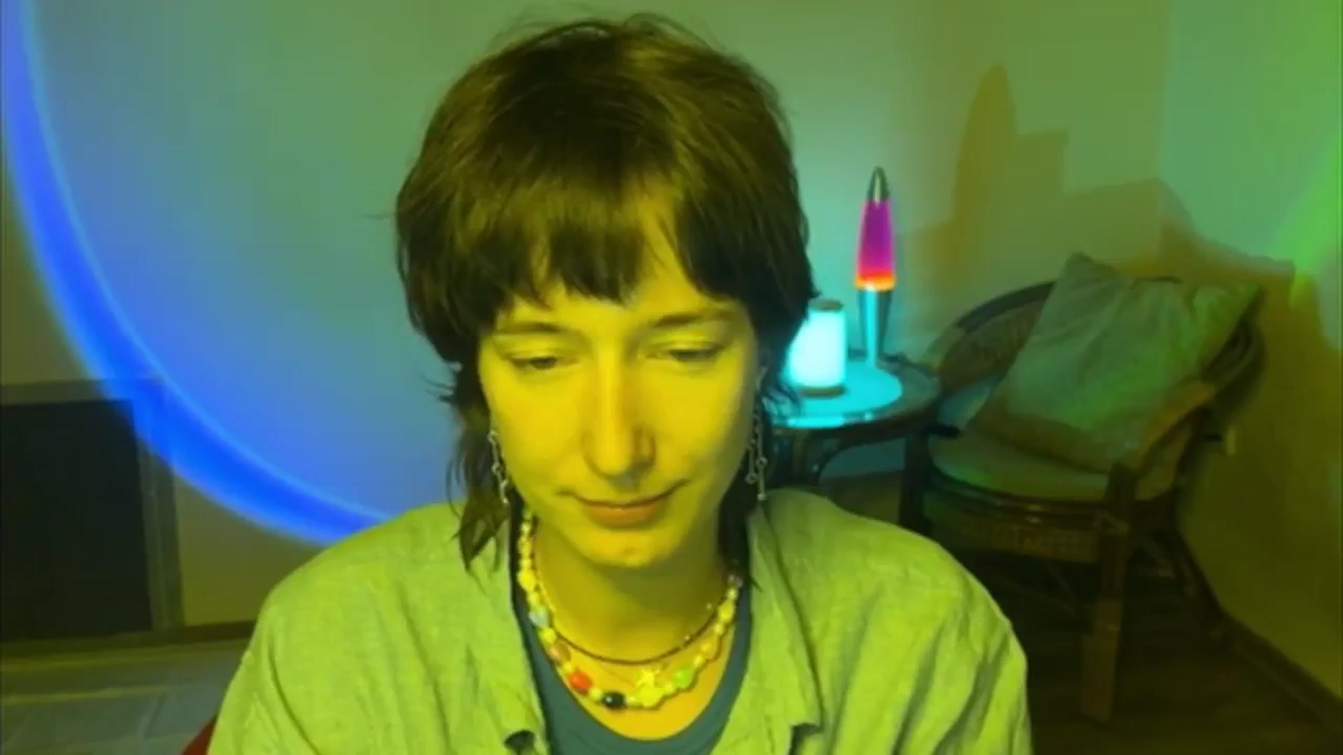 Gallery image thumbnail from LoooneyTunes's myfreecams stream on, 06/24/2025, 16:20 image 9 of 20