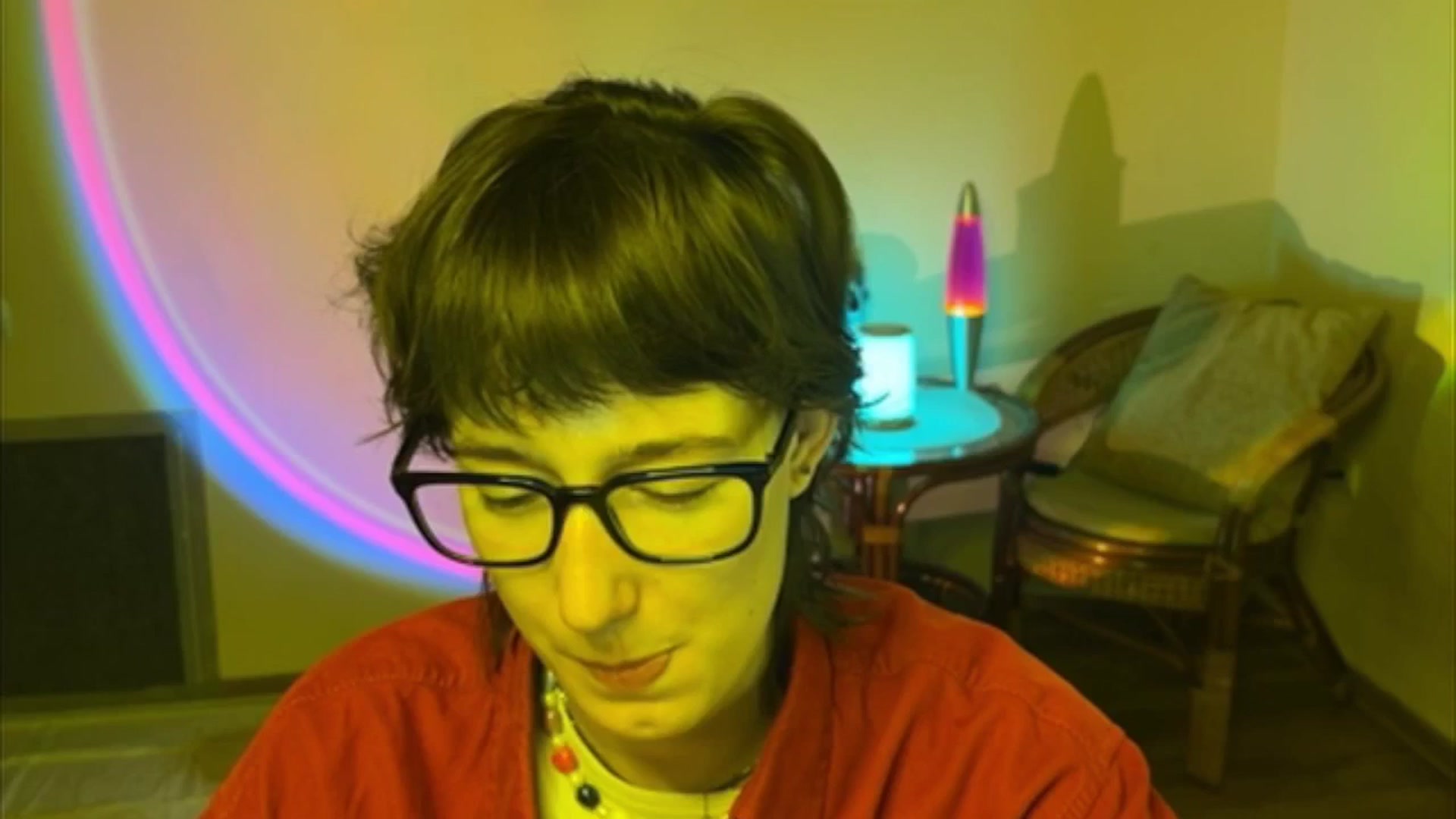 Gallery image thumbnail from LoooneyTunes's myfreecams stream on, 06/25/2025, 10:33 image 8 of 20