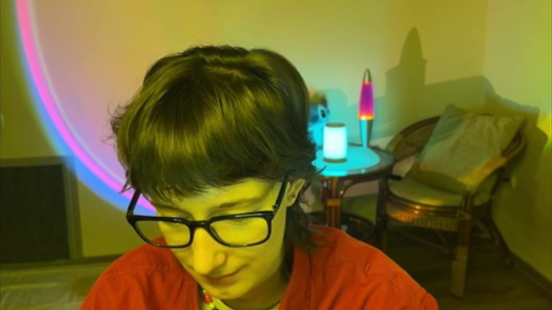 Gallery image thumbnail from LoooneyTunes's myfreecams stream on, 06/25/2025, 10:33 image 17 of 20