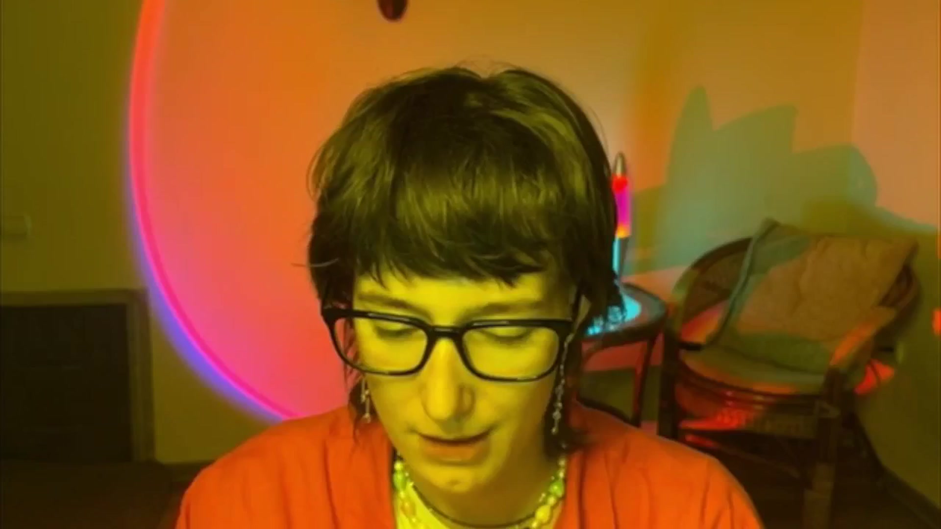 Gallery image thumbnail from LoooneyTunes's myfreecams stream on, 06/25/2025, 21:00 image 15 of 20