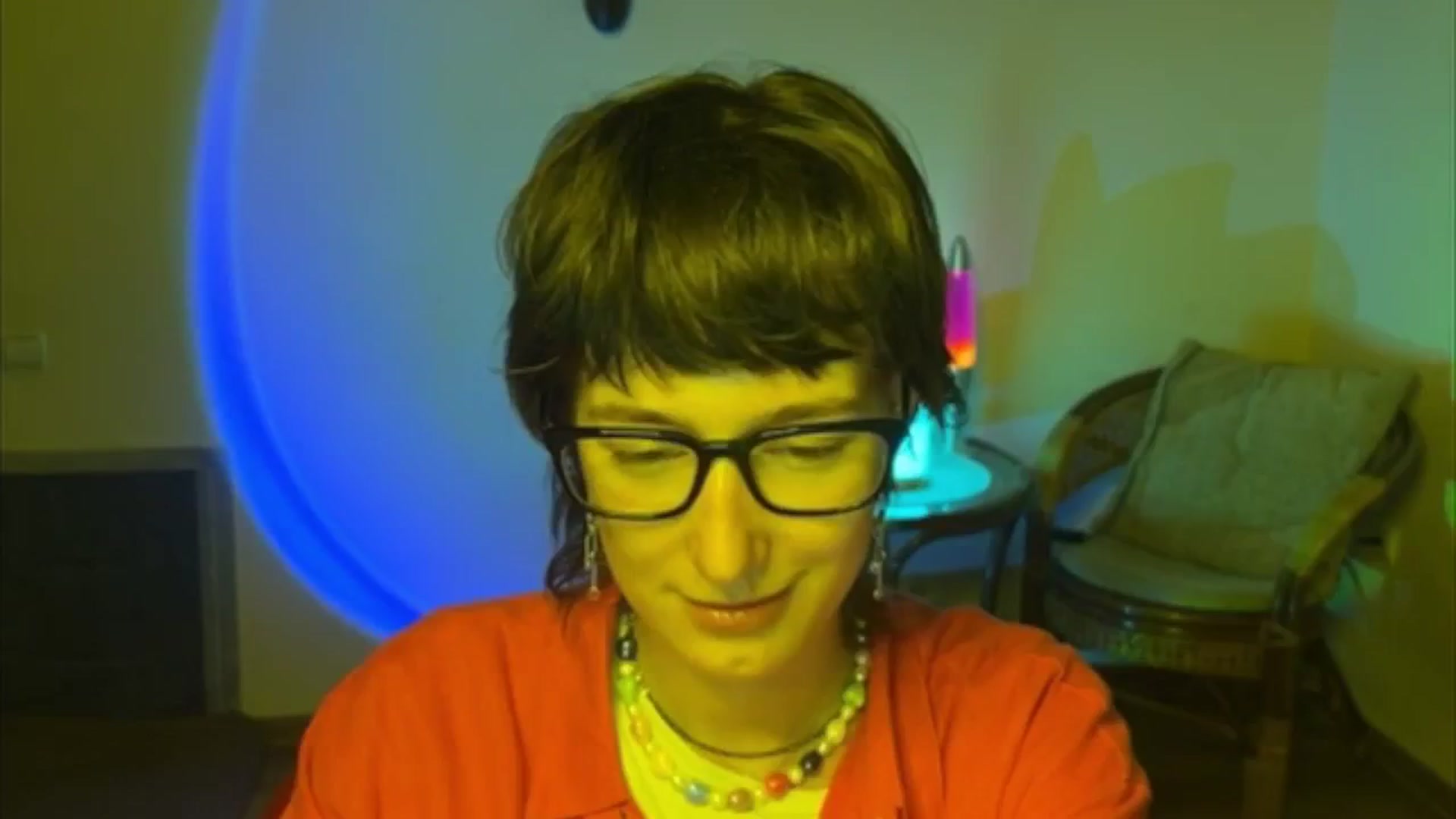 Gallery image thumbnail from LoooneyTunes's myfreecams stream on, 06/25/2025, 21:00 image 19 of 20