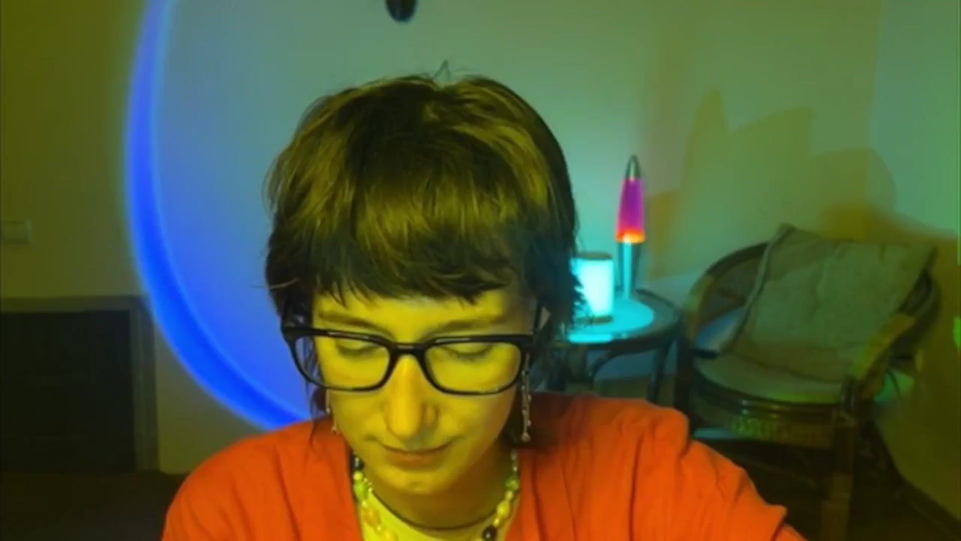 Gallery image thumbnail from LoooneyTunes's myfreecams stream on, 06/25/2025, 21:00 image 7 of 20